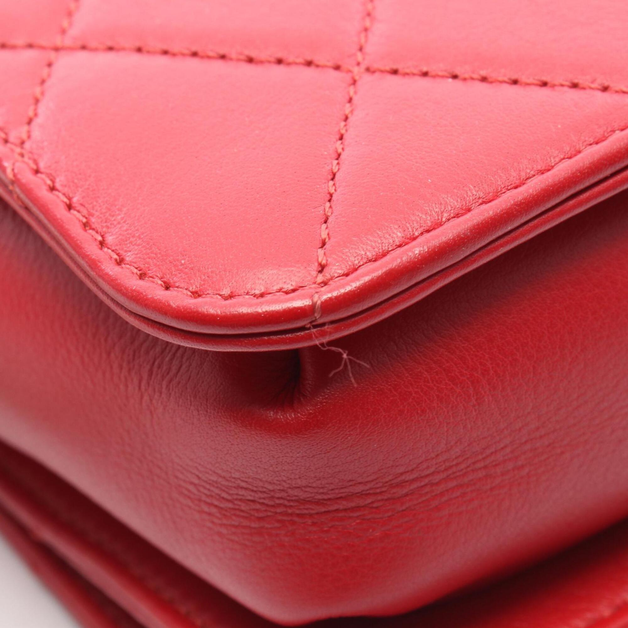 Chanel Matelasse Red Color Leather Handbag Shoulder Bag (Pre-Owned)