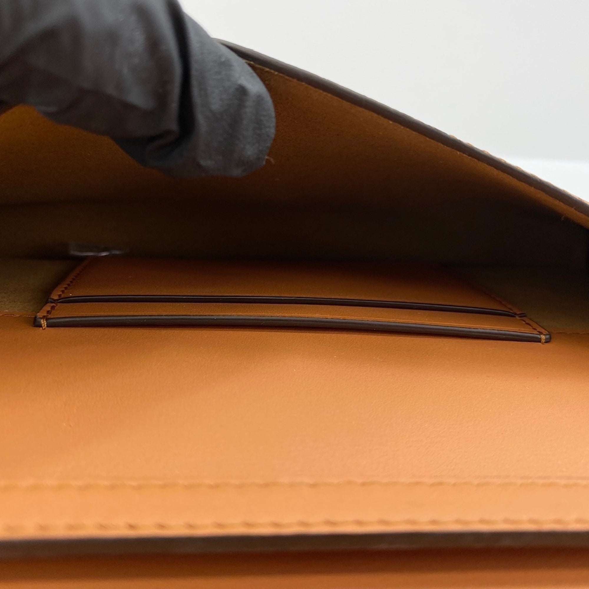 Mcm Brown Pouch (Pre-Owned)