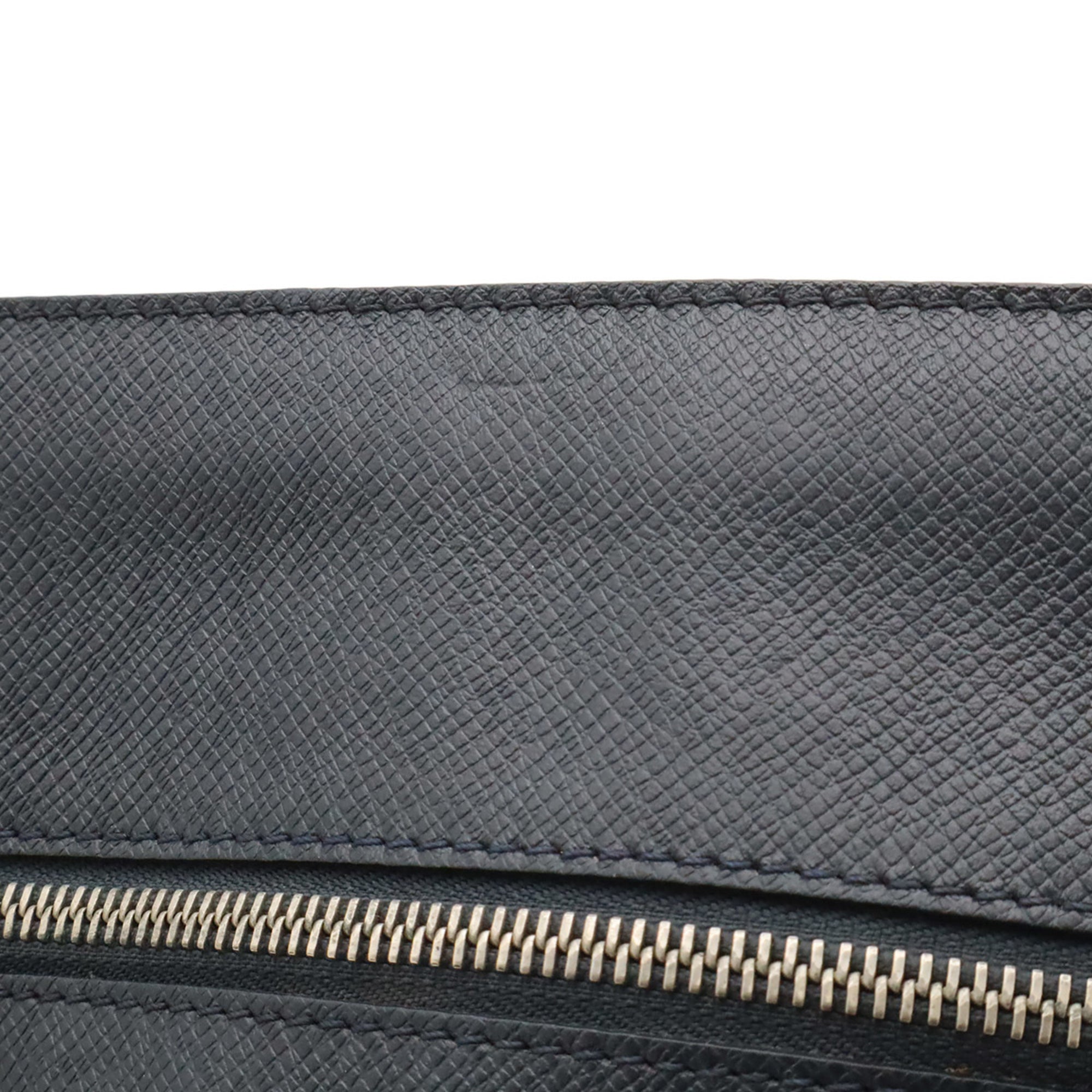Louis Vuitton Boreal Taiga Leather Shoulder Bag (Pre-Owned)