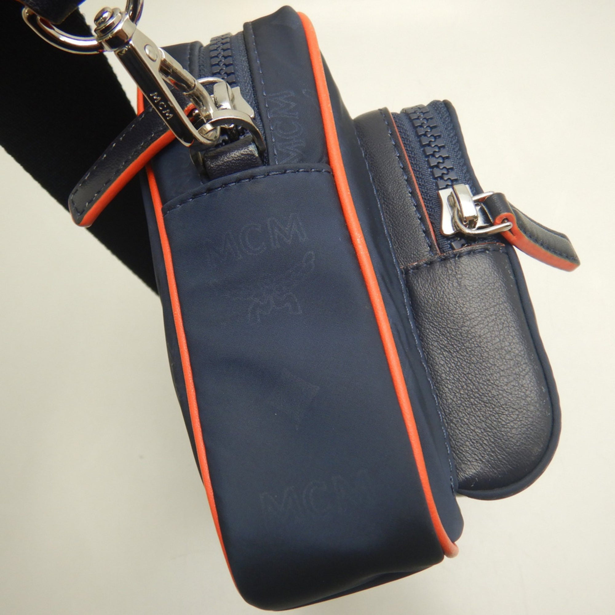 Mcm Navy Nylon Crossbody Bag Shoulder Bag (Pre-Owned)