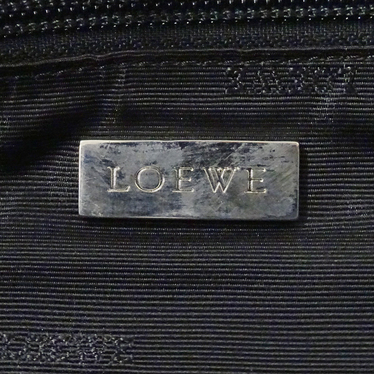 Loewe Black Leather Handbag (Pre-Owned)