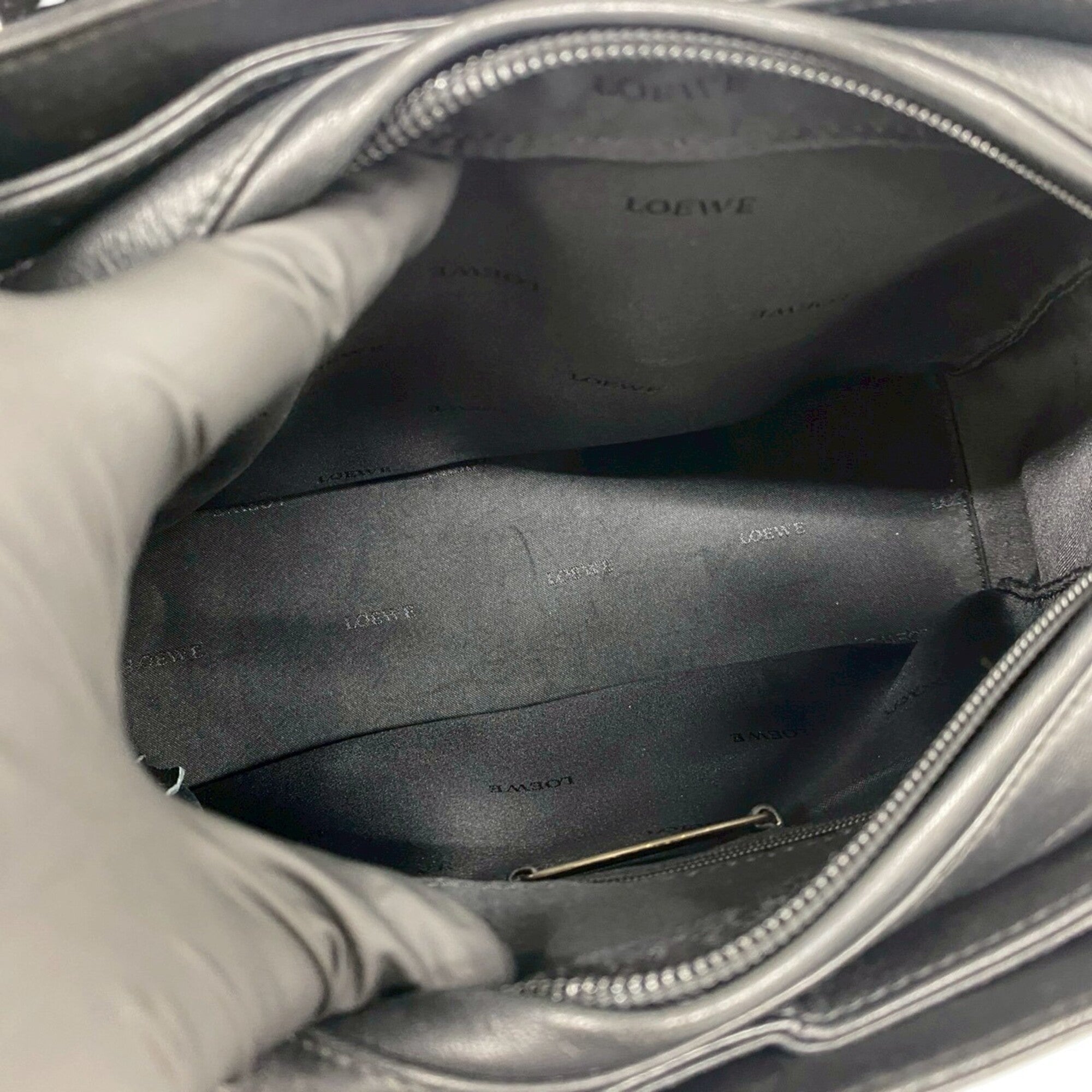 Loewe Black Leather Handbag Shoulder Bag Tote Bag (Pre-Owned)