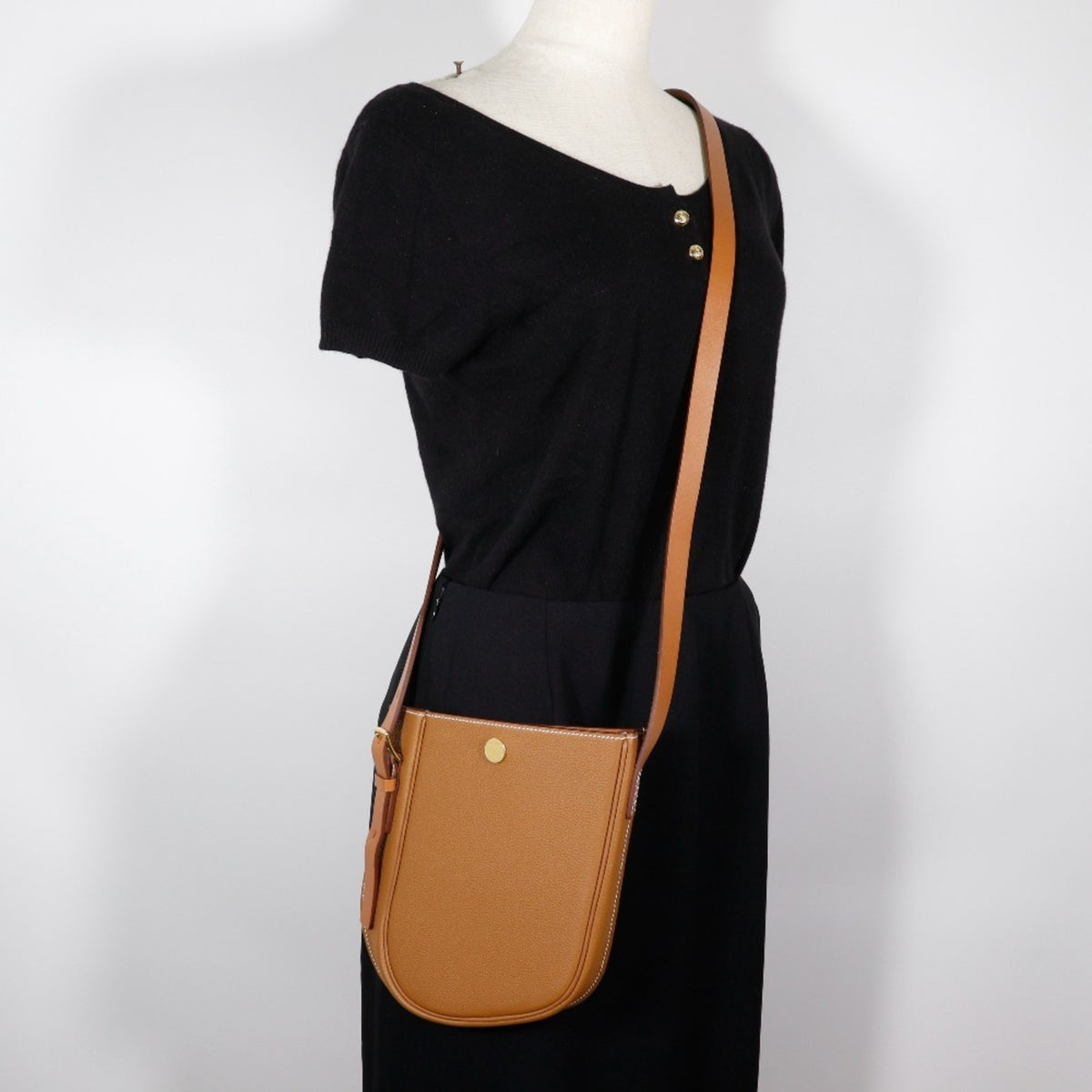 Hermes Brown Gold Brown Togo Leather Shoulder Bag (Pre-Owned)