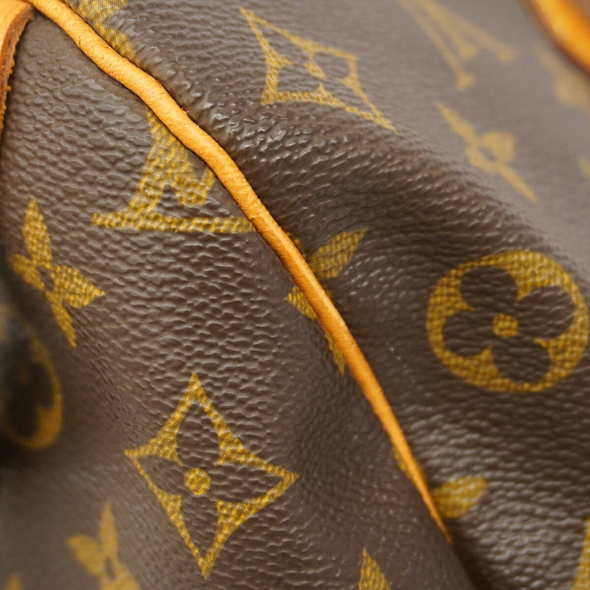 Louis Vuitton Brown Handbag (Pre-Owned)