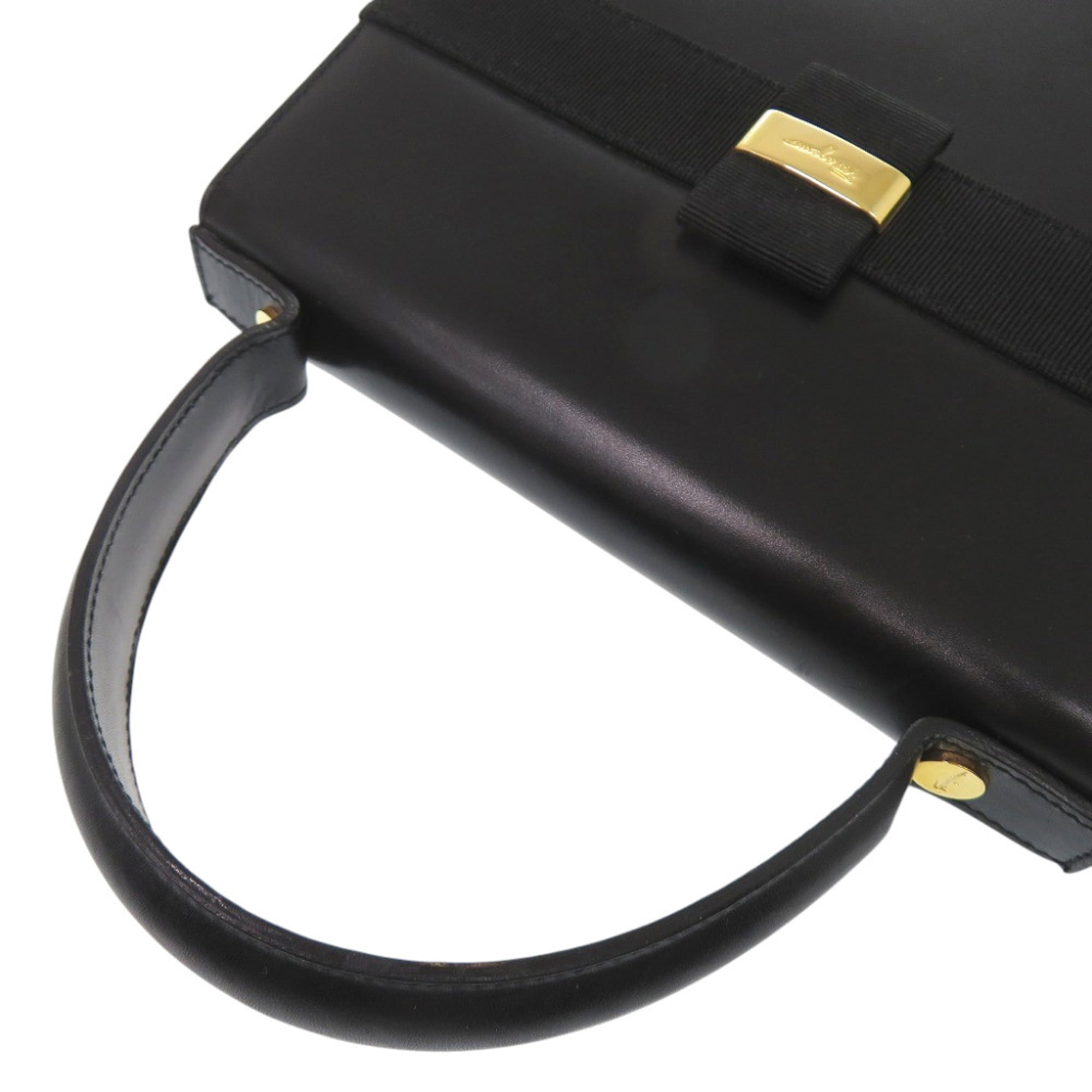 Salvatore Ferragamo Black Leather Handbag (Pre-Owned)