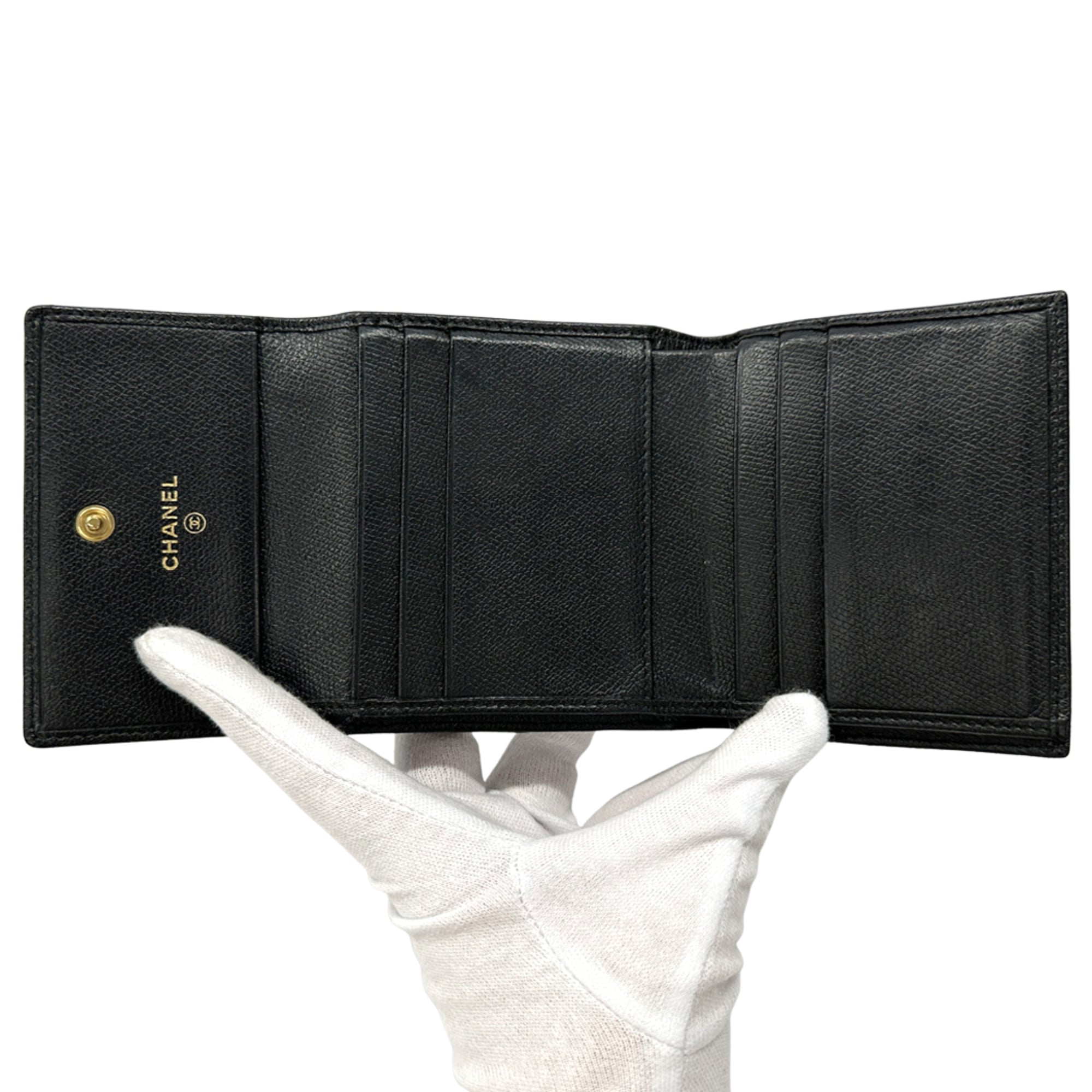 Chanel Black Leather Wallet (Bi-Fold) (Pre-Owned)