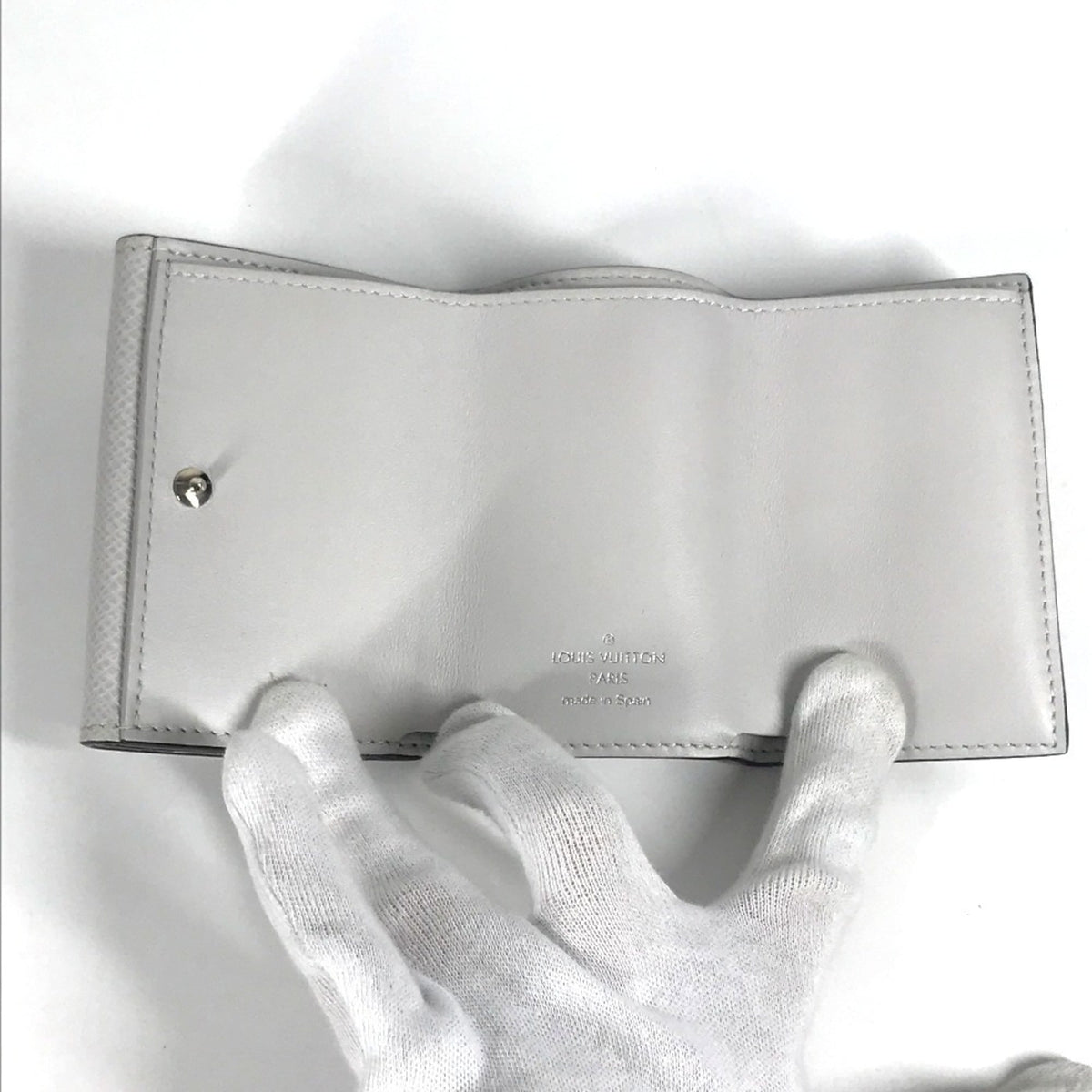 Louis Vuitton Taigarama Blanc White Taigarama Wallet (Tri-Fold) (Pre-Owned)