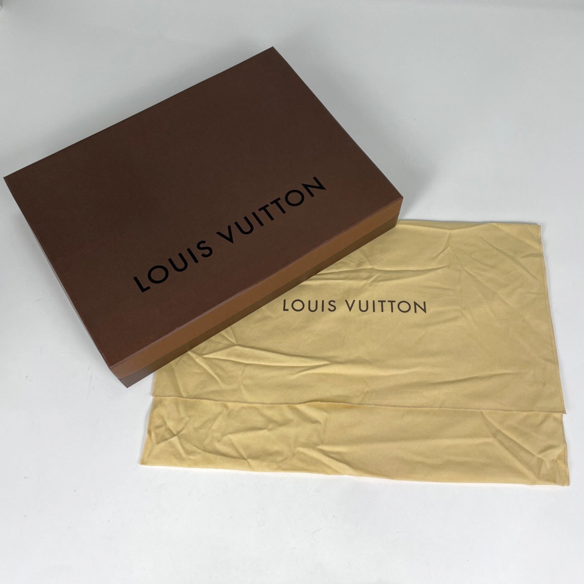 Louis Vuitton Black Damier Graphite Shoulder Bag (Pre-Owned)