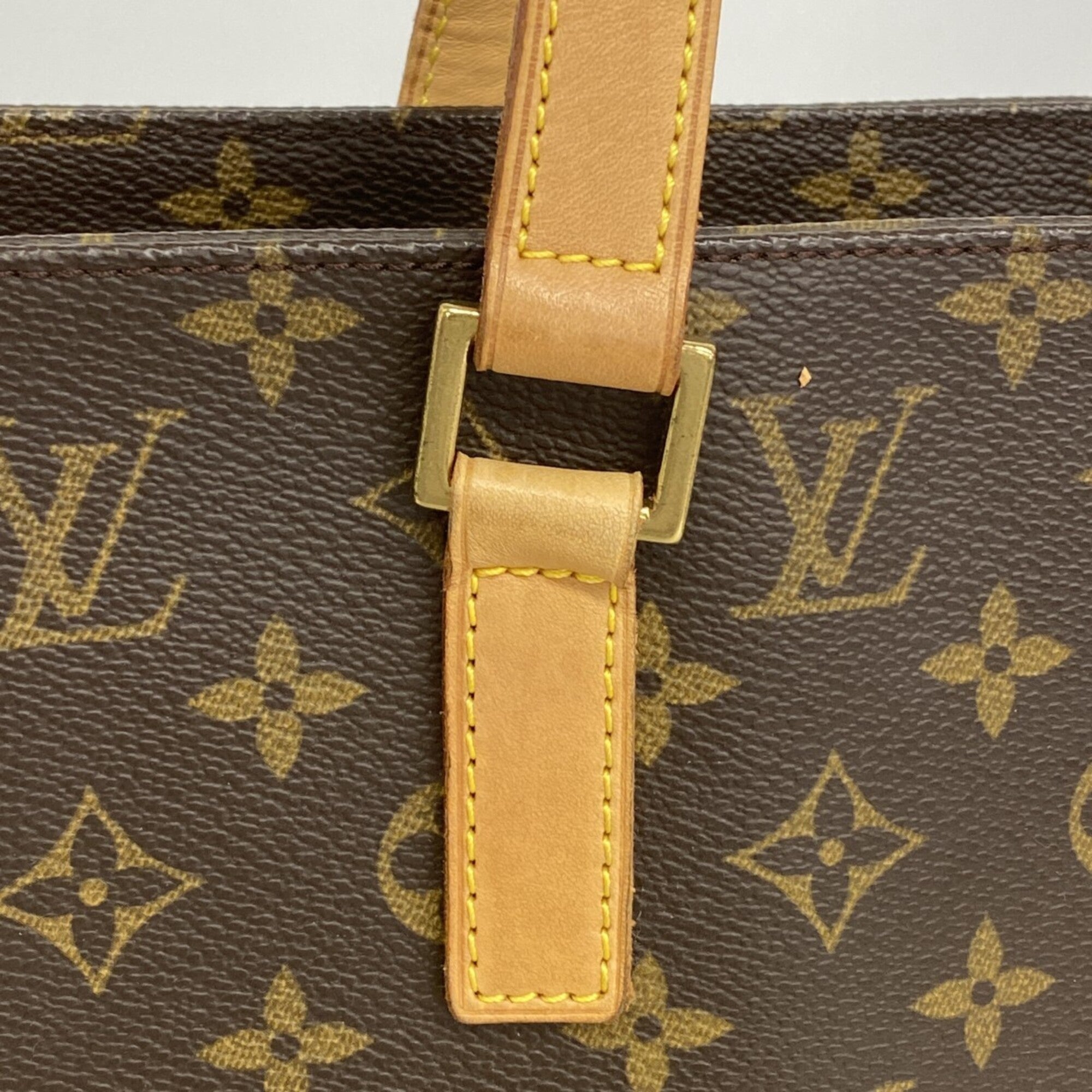 Louis Vuitton Brown Shoulder Bag (Pre-Owned)