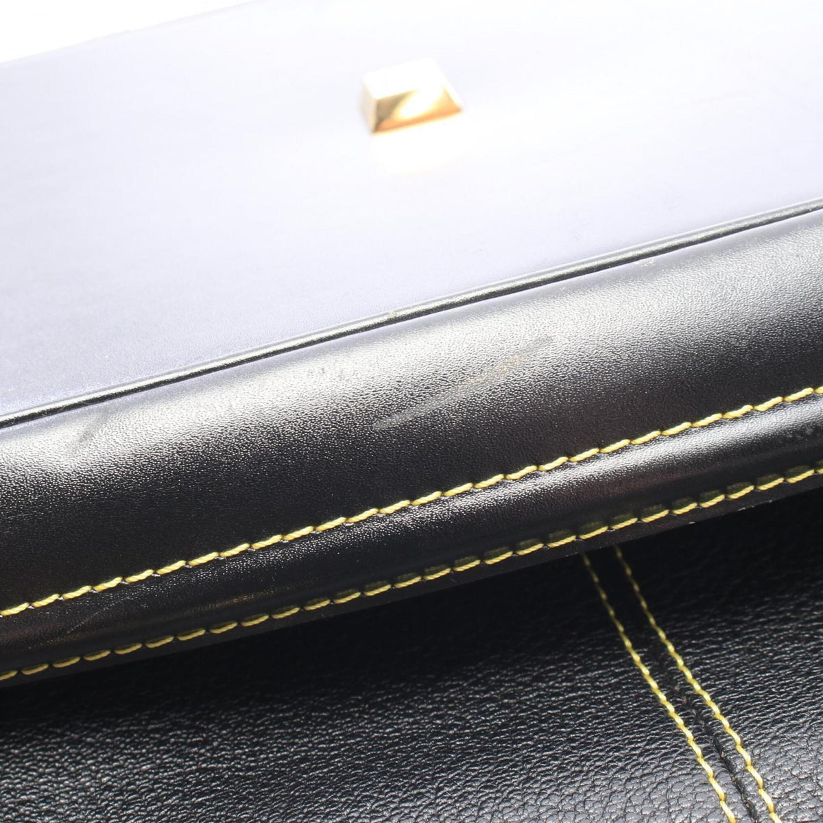 Louis Vuitton Black Leather Handbag (Pre-Owned)