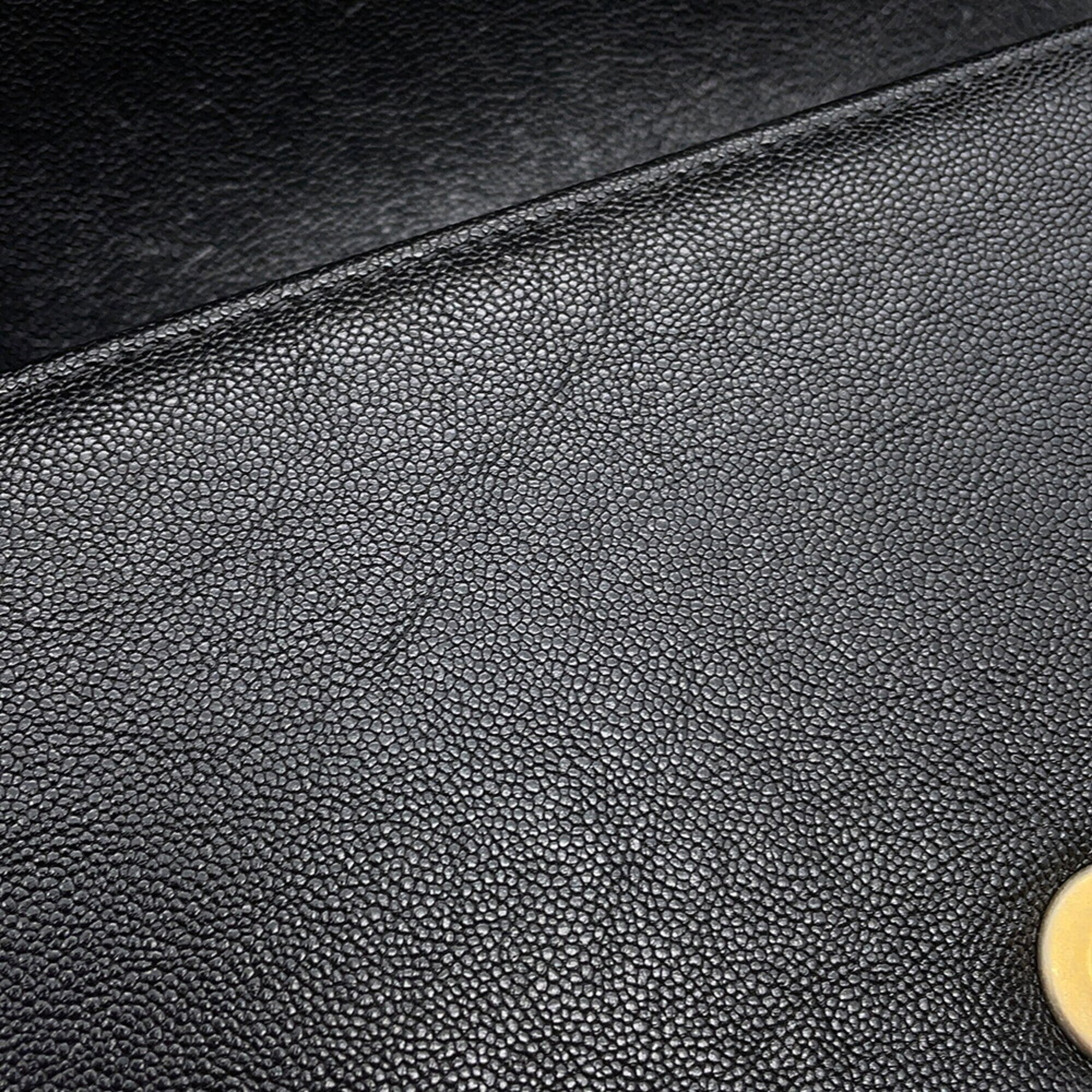 Chanel Matelasse Black Grained Calfskin Handbag Shoulder Bag (Pre-Owned)