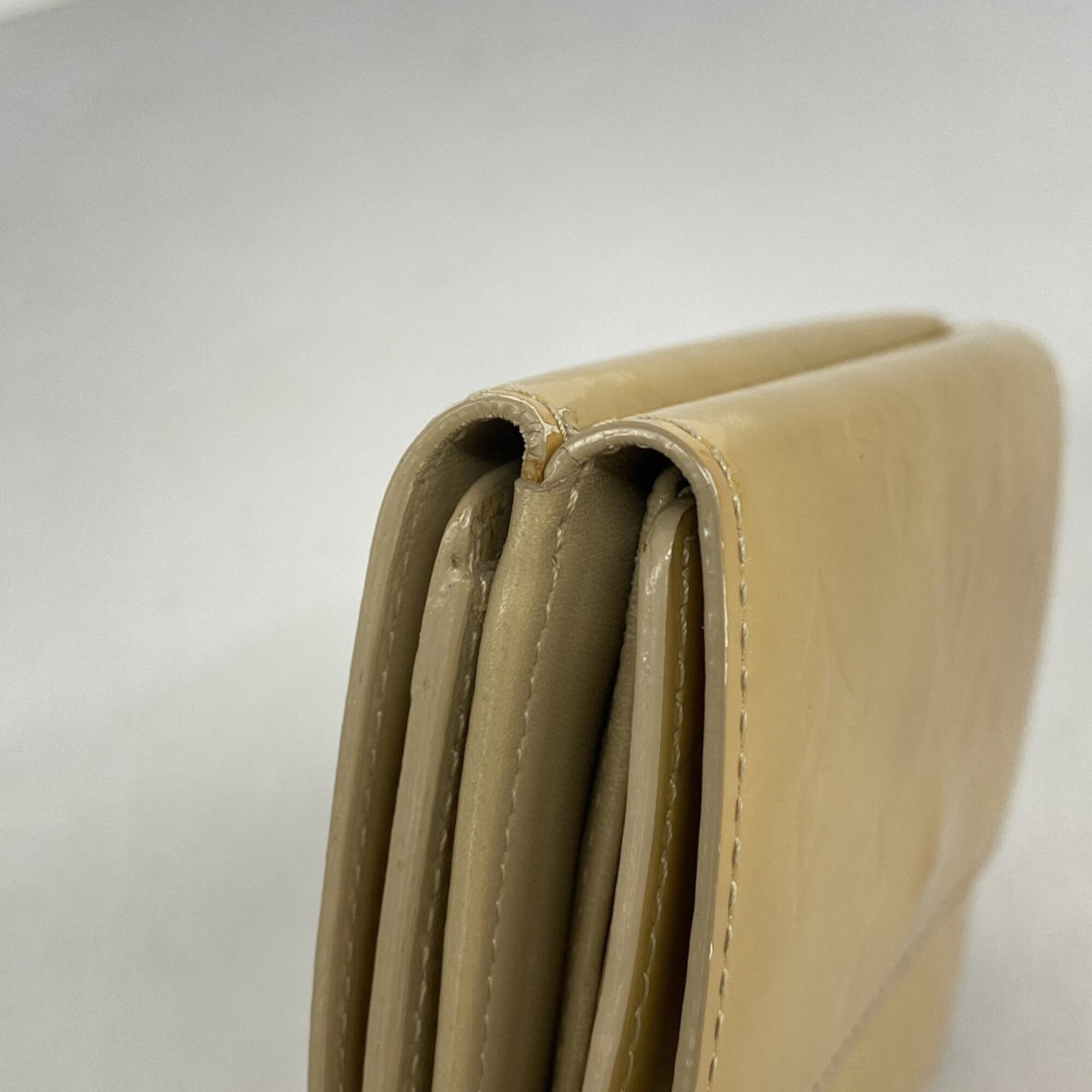 Louis Vuitton Beige Wallet (Tri-Fold) (Pre-Owned)