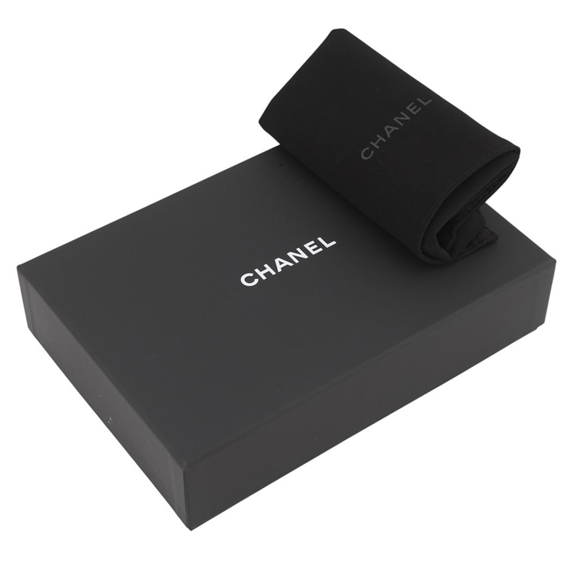Chanel Matelasse Black Grained Calfskin Chain/Shoulder Wallet (Pre-Owned)