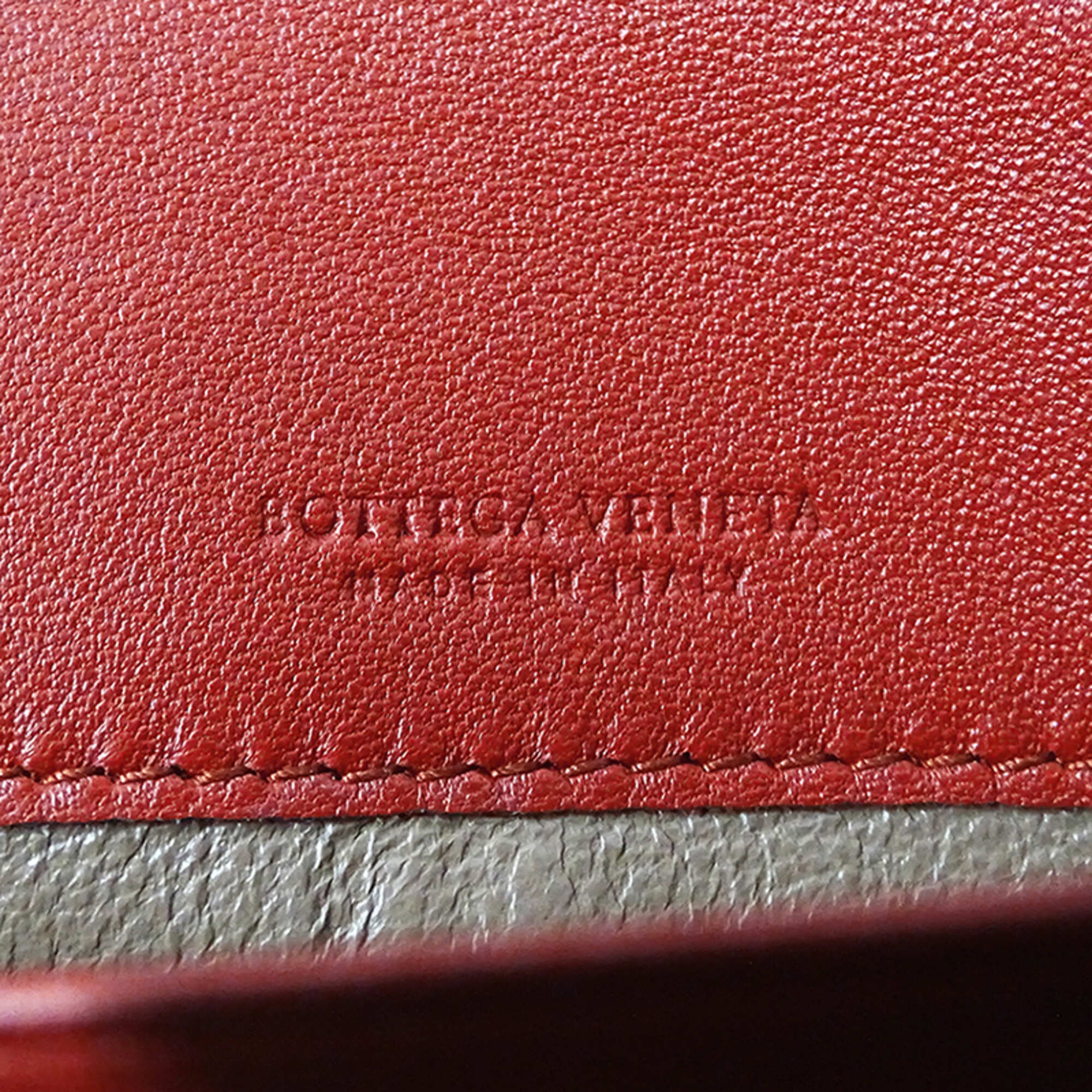 Bottega Veneta Pink Red Color Leather Long Wallet (Bi-Fold) (Pre-Owned)