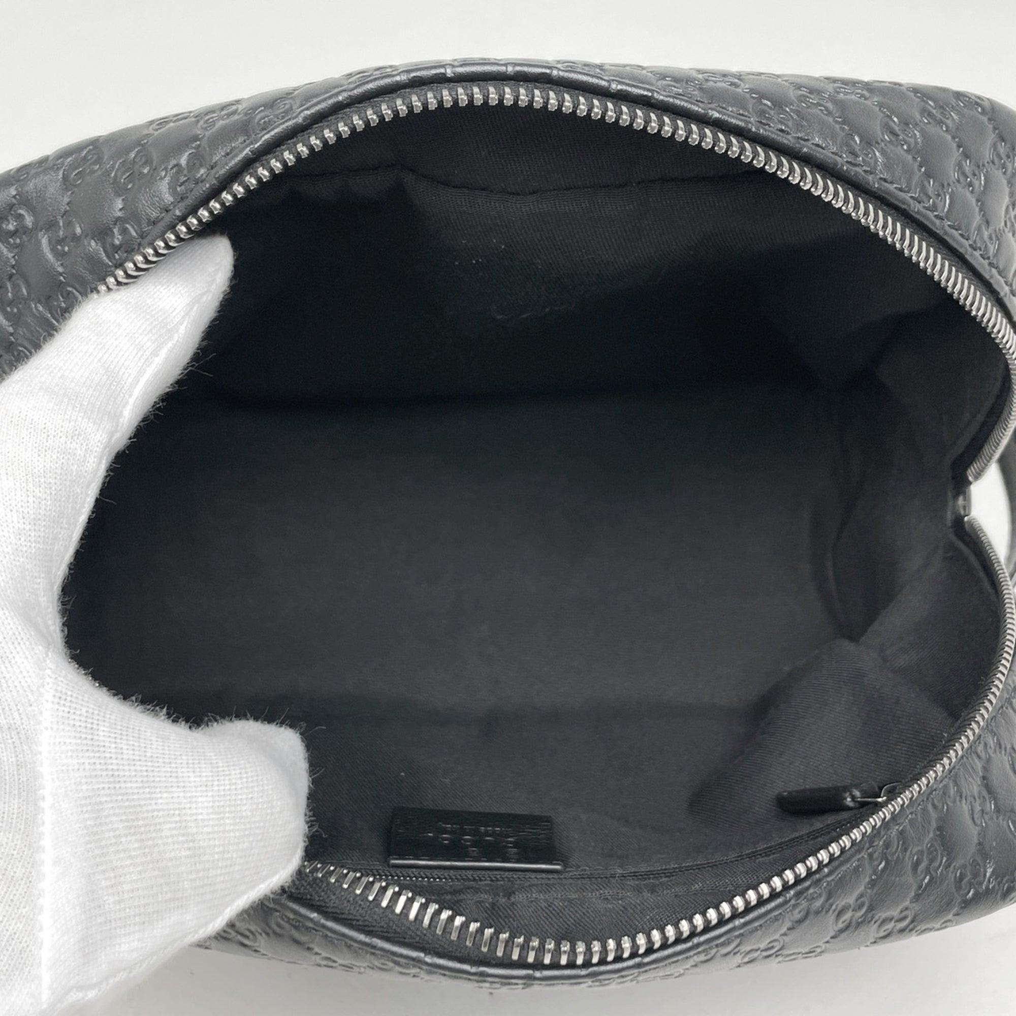 Gucci Black Leather Clutch Bag (Pre-Owned)