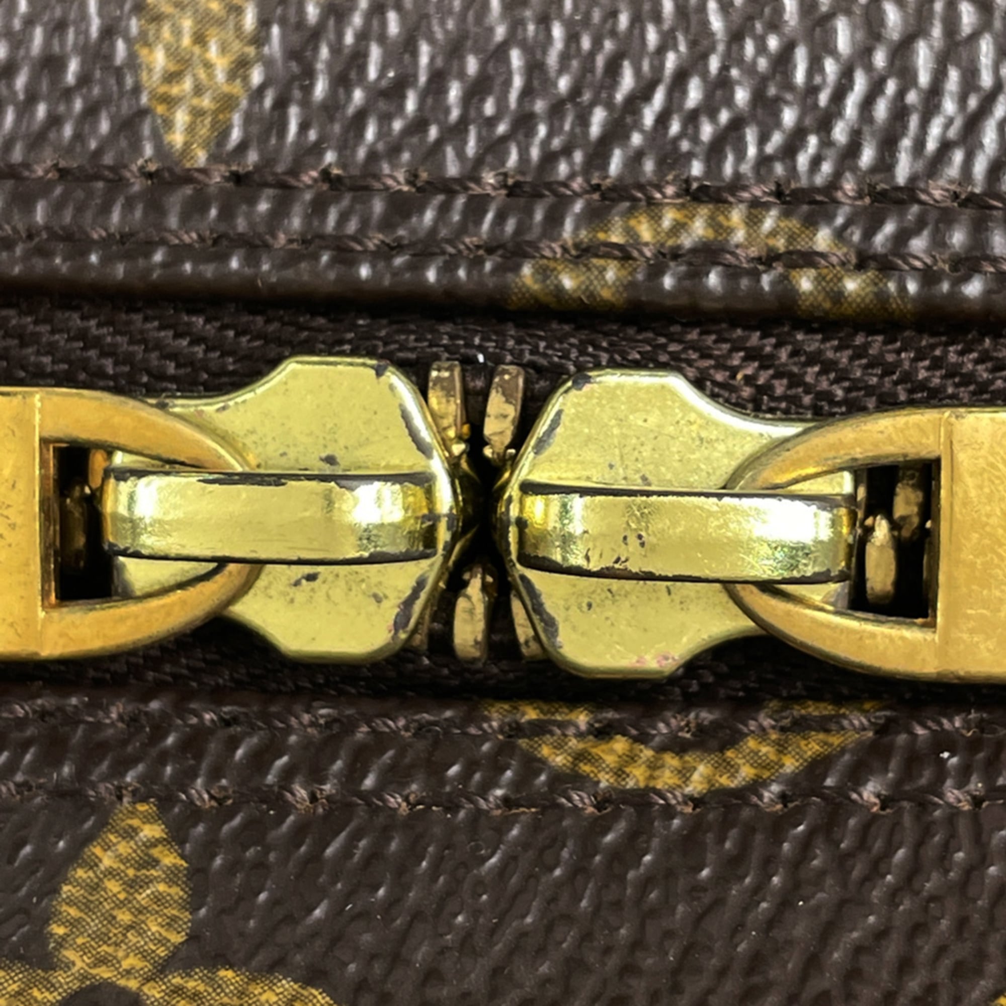 Louis Vuitton Brown Monogram Shoulder Bag (Pre-Owned)