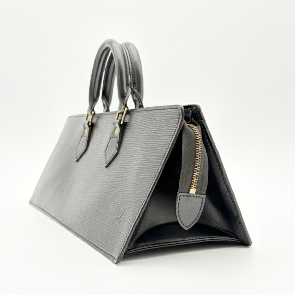 Louis Vuitton Noir Epi Leather Handbag (Pre-Owned)