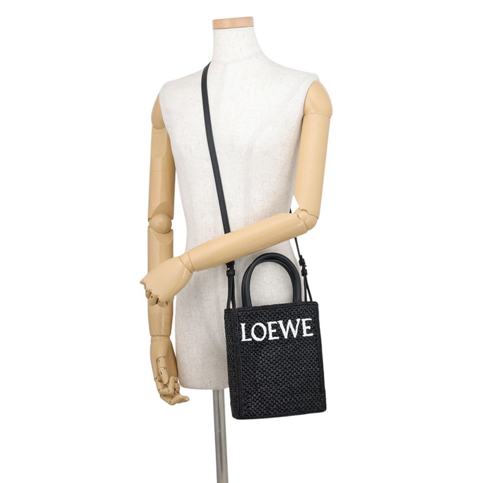Loewe Black White Raffia Leather Handbag (Pre-Owned)