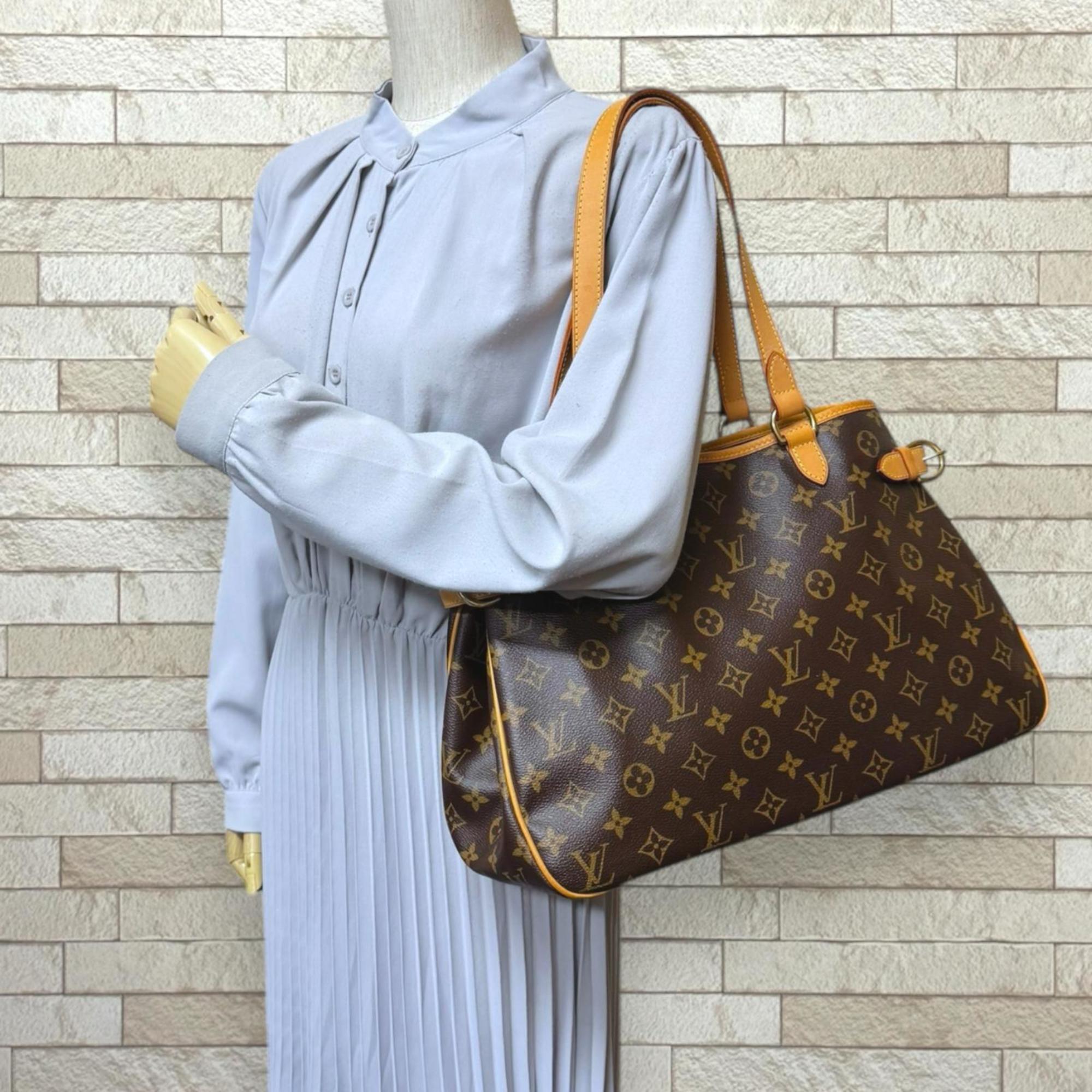 Louis Vuitton Brown Monogram Canvas Shoulder Bag (Pre-Owned)