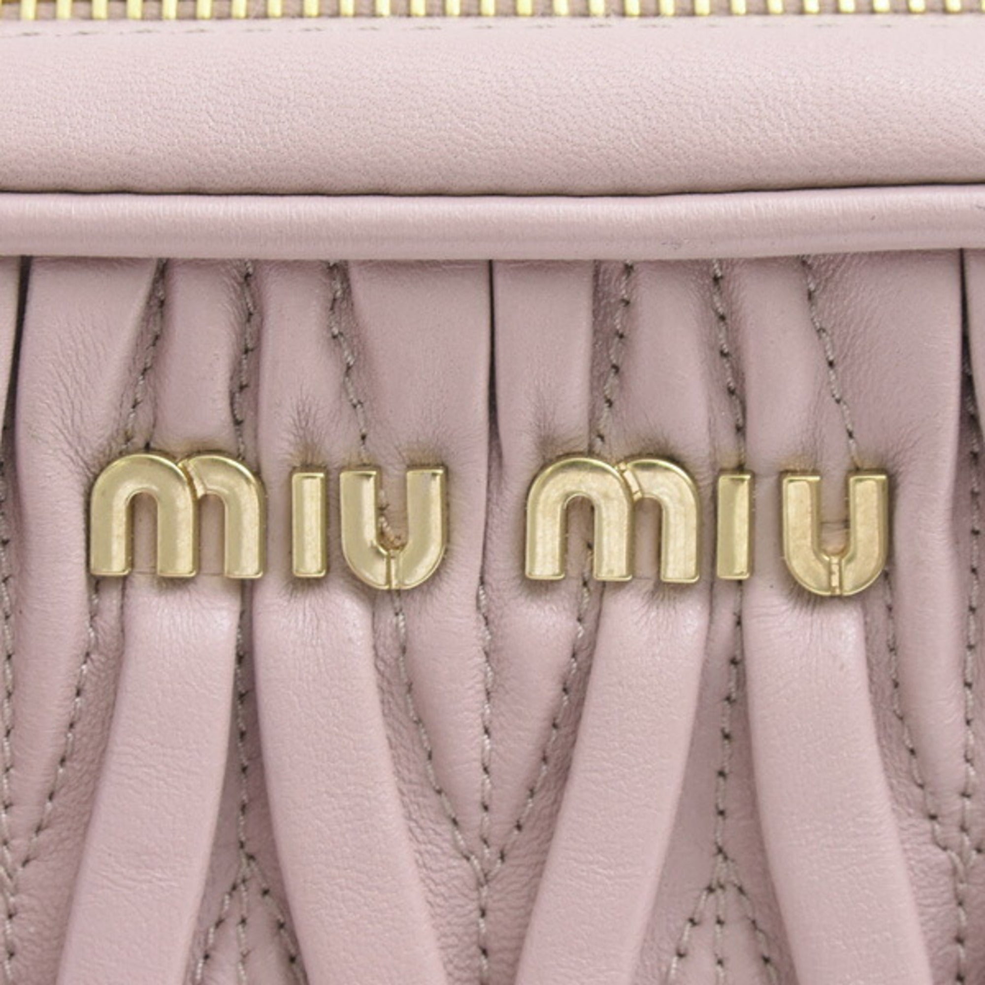 Miu Miu Matelasse Pink Leather Shoulder Bag (Pre-Owned)