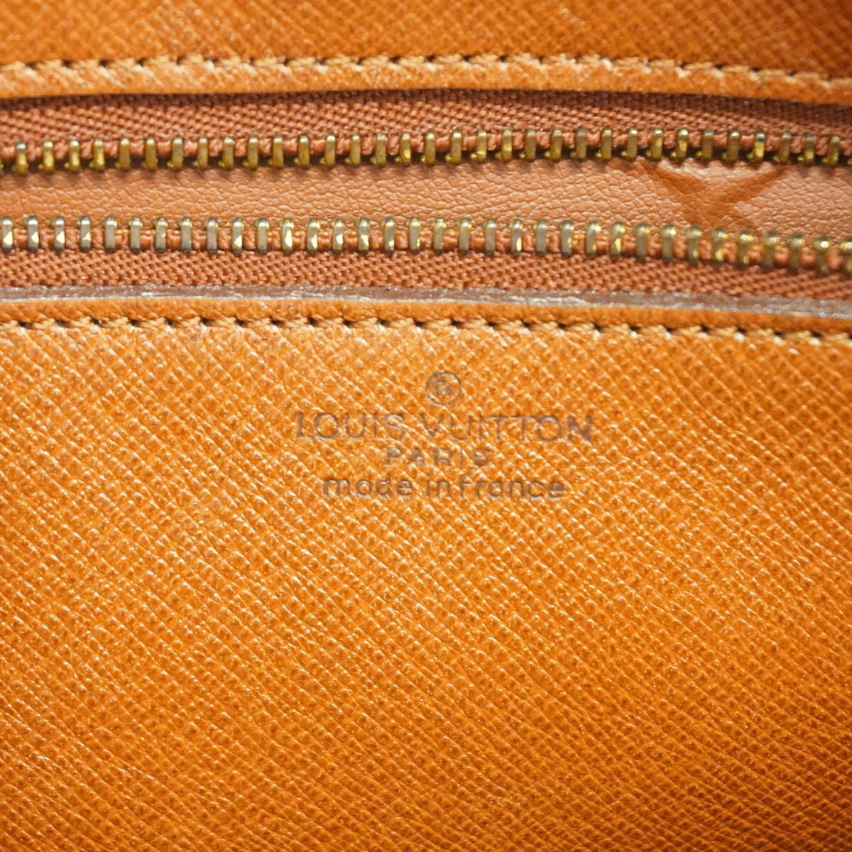 Louis Vuitton Brown Shoulder Bag (Pre-Owned)