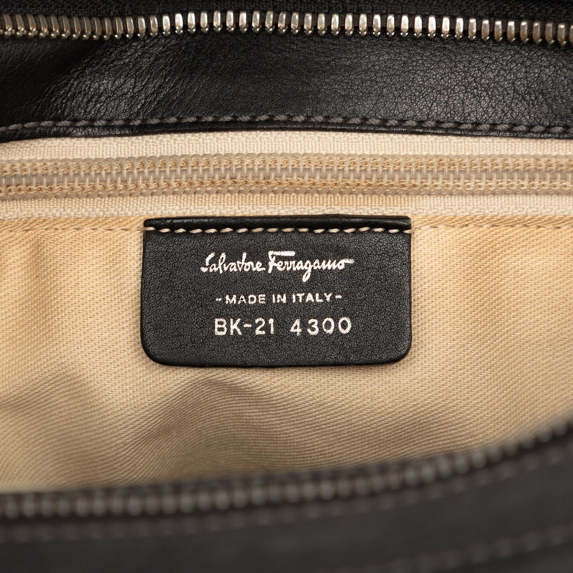 Salvatore Ferragamo Brown Leather Shoulder Bag Tote Bag (Pre-Owned)
