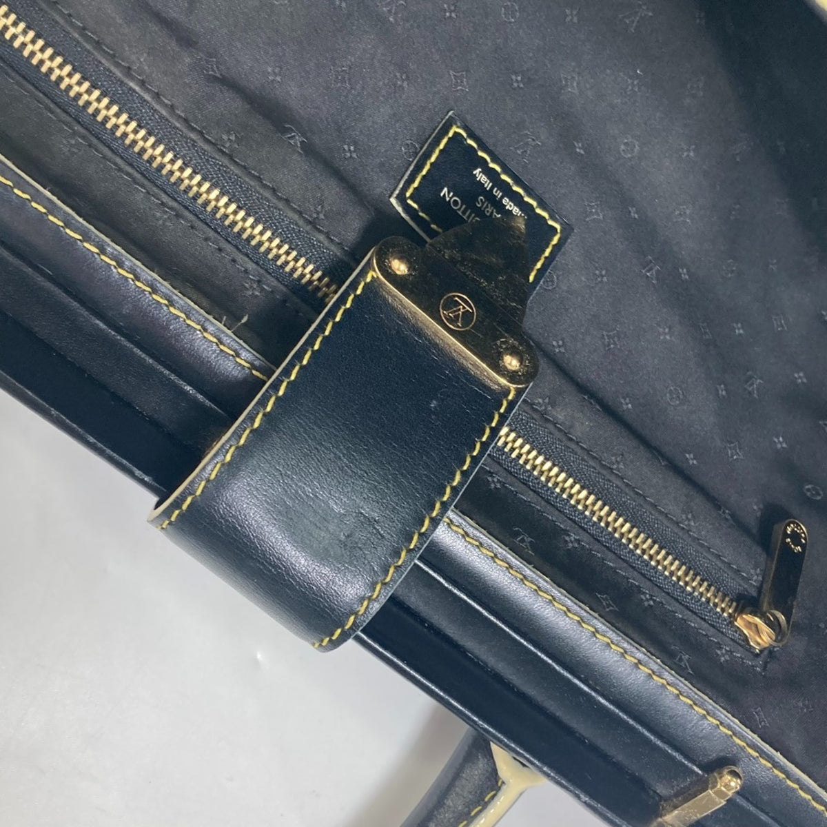 Louis Vuitton Black Noir Suhali Leather Handbag (Pre-Owned)