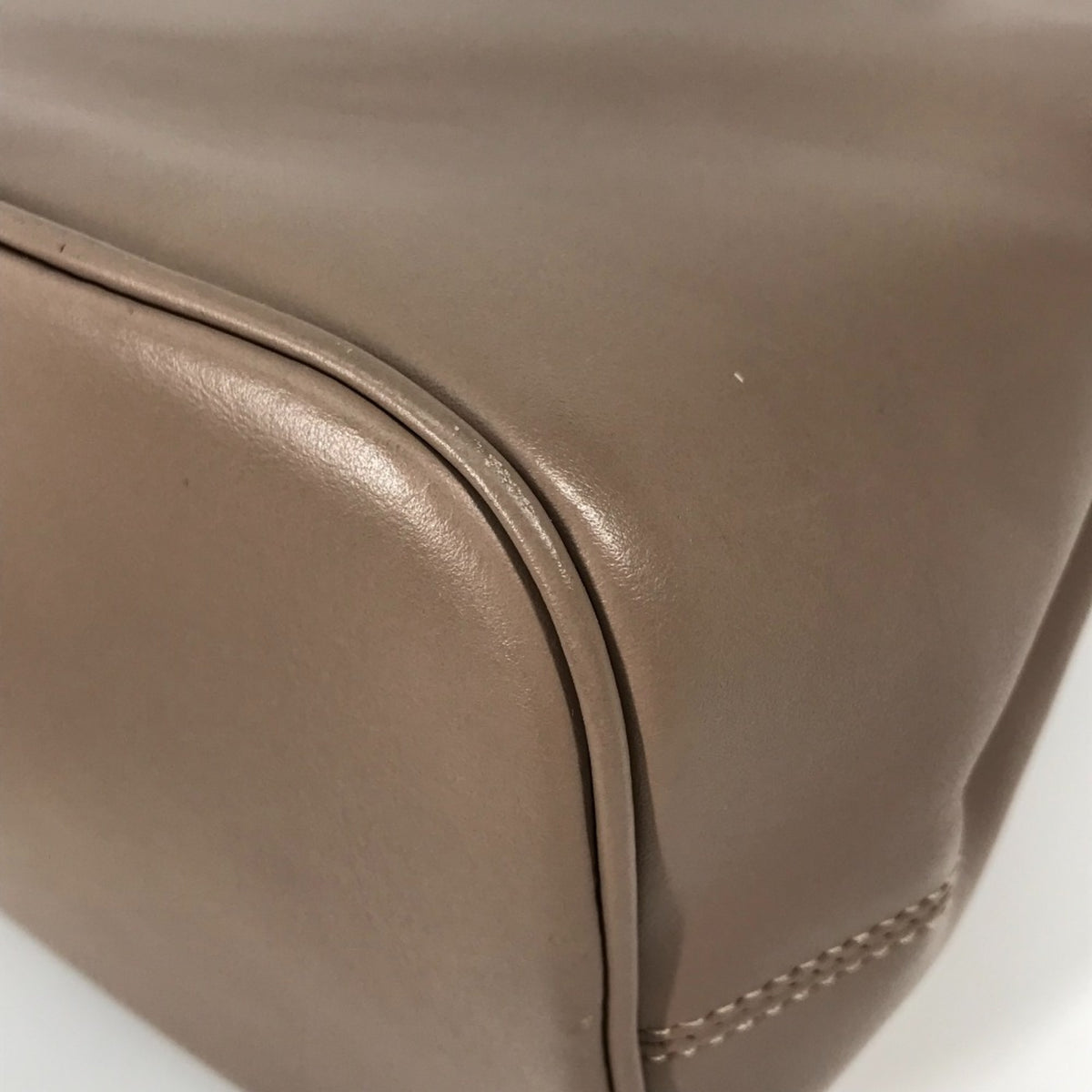 Bvlgari Pink Leather Shoulder Bag (Pre-Owned)