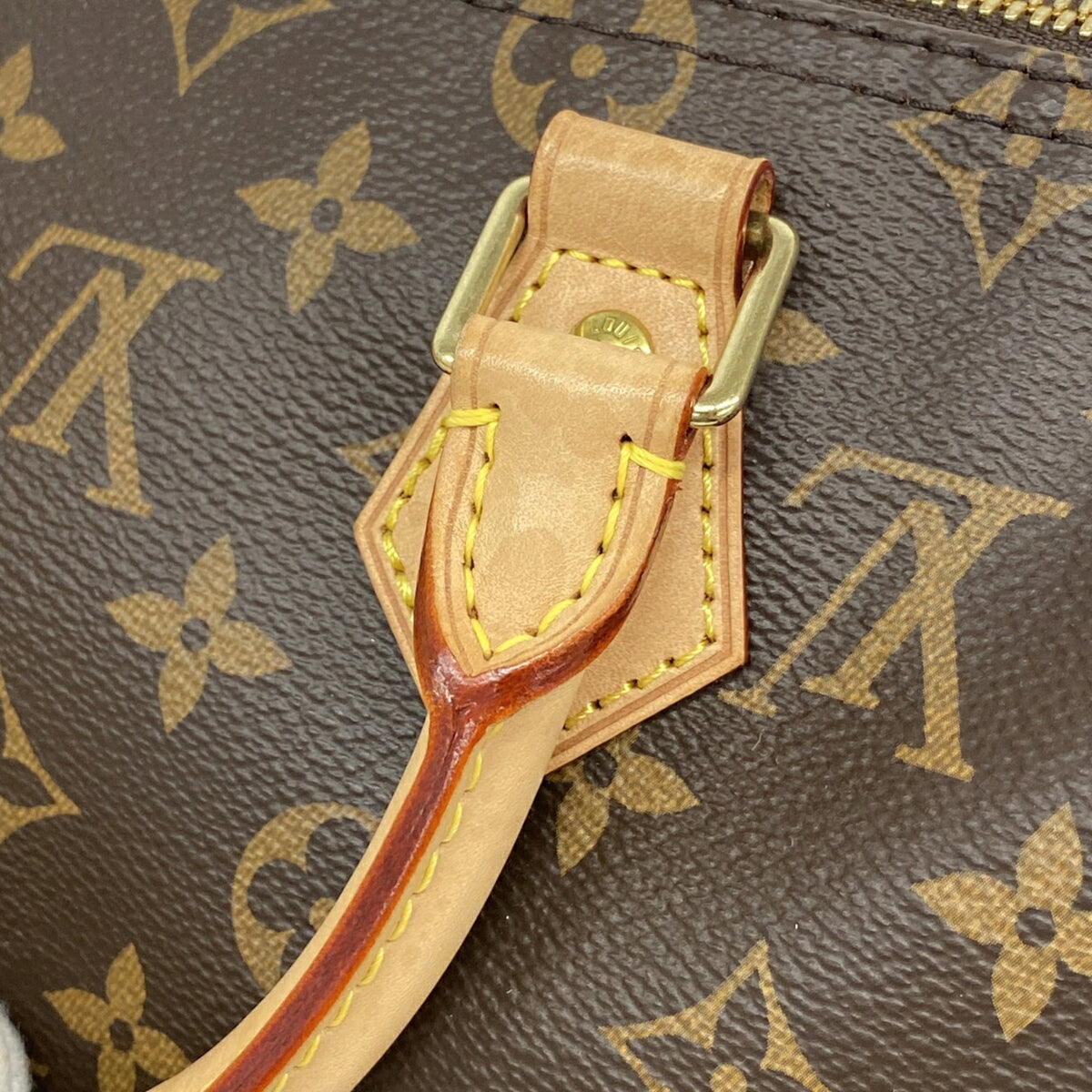 Louis Vuitton Brown Handbag (Pre-Owned)