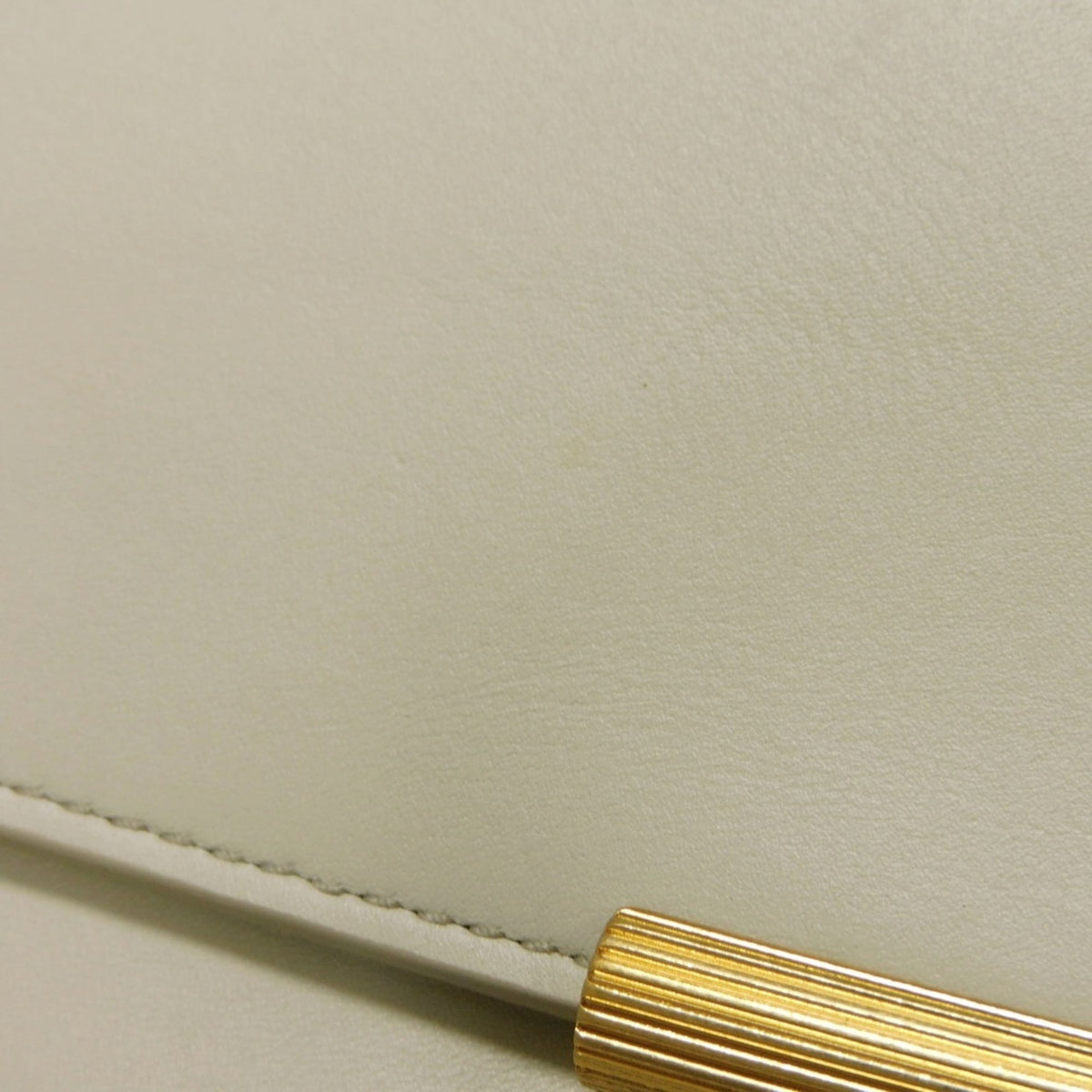 Bottega Veneta Ivory White Leather Wallet (Tri-Fold) (Pre-Owned)
