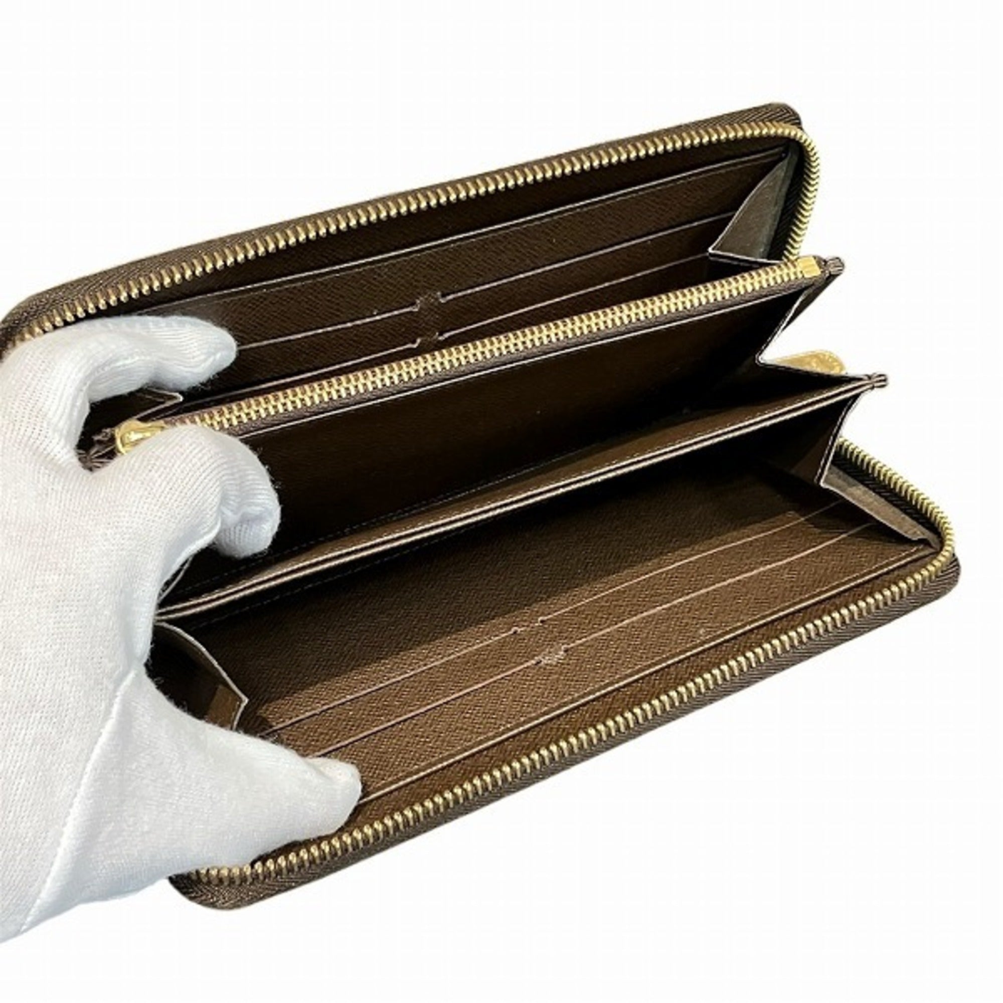 Louis Vuitton Brown Coin Purse/Coin Case (Pre-Owned)