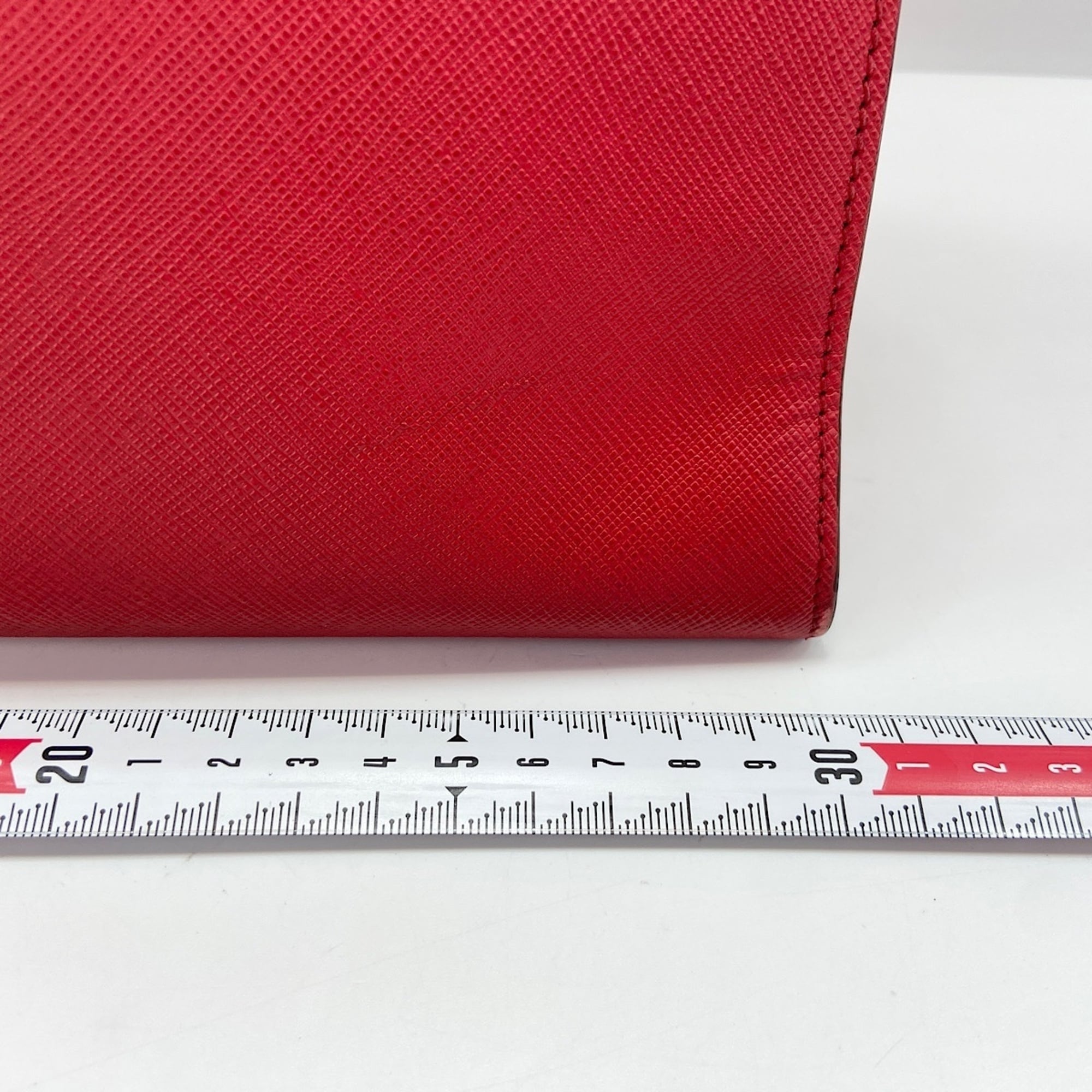 Prada Red Color Leather Handbag (Pre-Owned)
