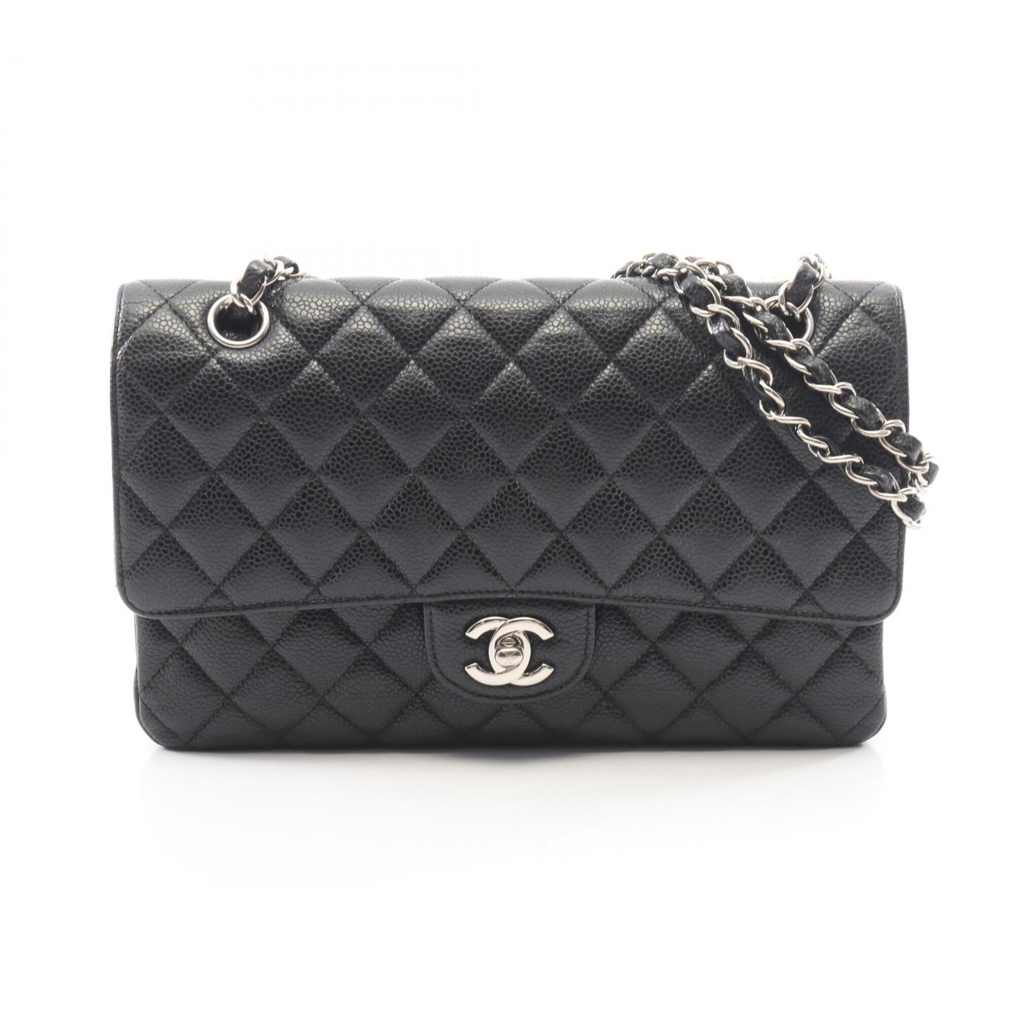 Chanel Black Grained Calfskin Handbag Shoulder Bag (Pre-Owned)