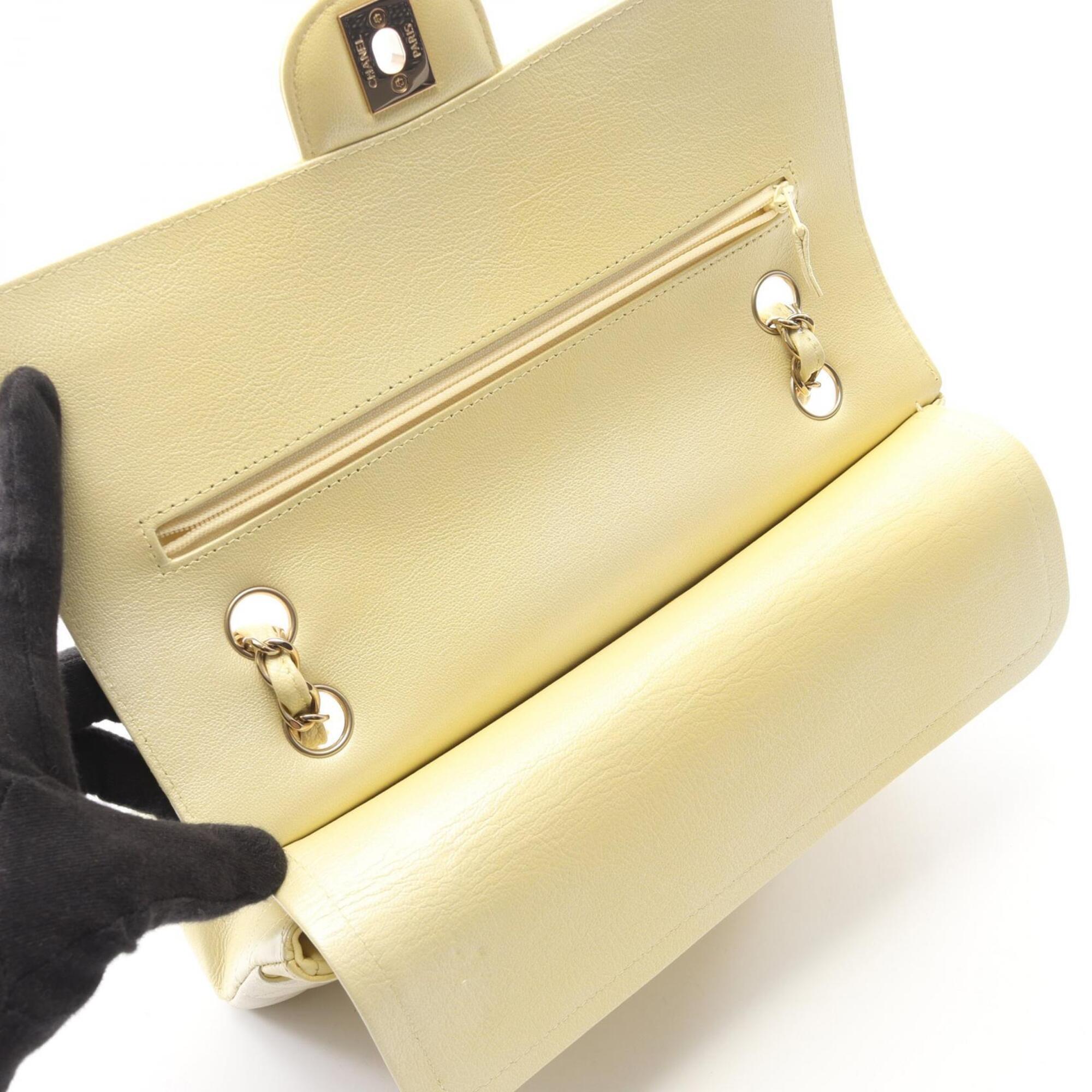 Chanel Yellow Leather Handbag Shoulder Bag (Pre-Owned)