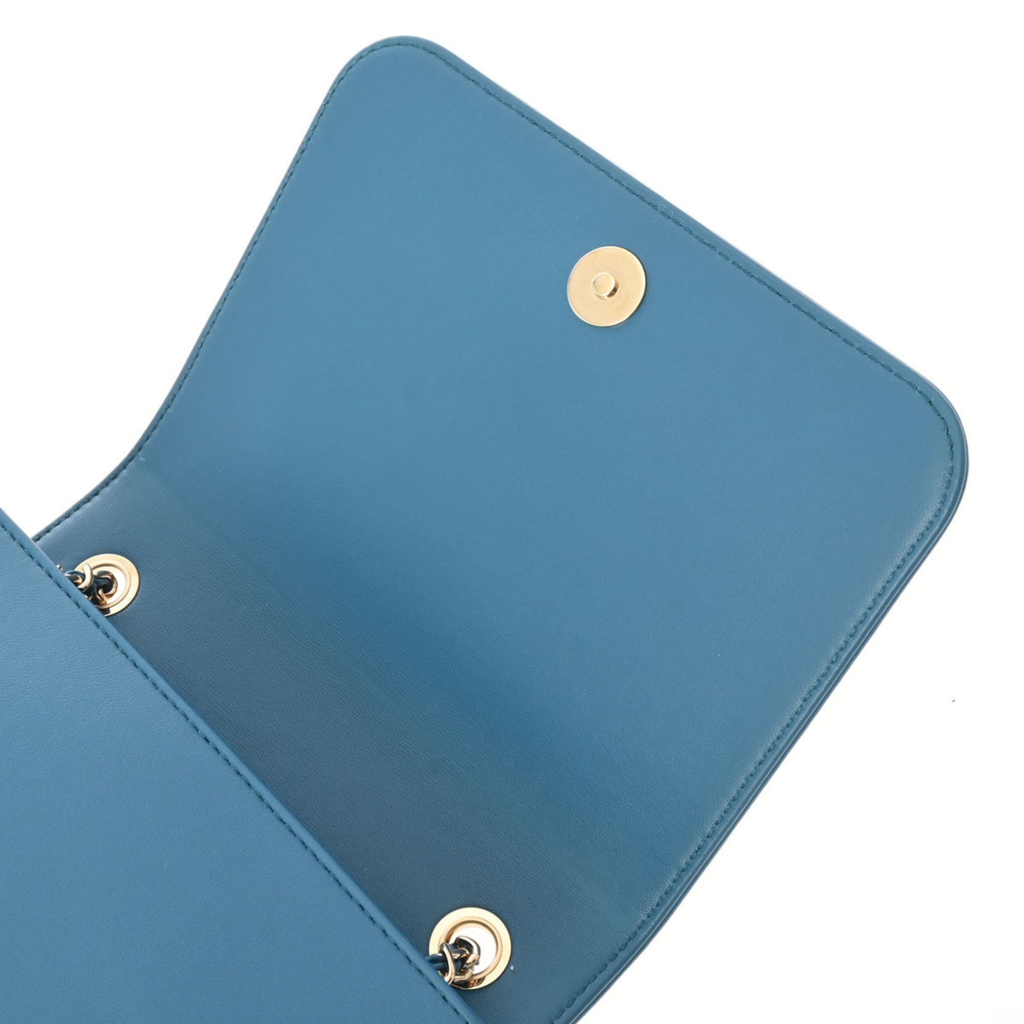 Chanel Blue Leather Shoulder Bag (Pre-Owned)