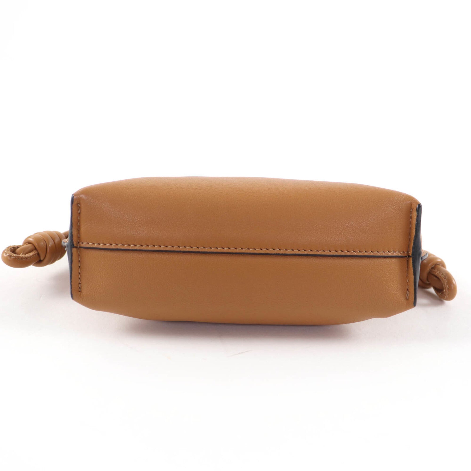 Loewe Brown Leather Shoulder Bag (Pre-Owned)