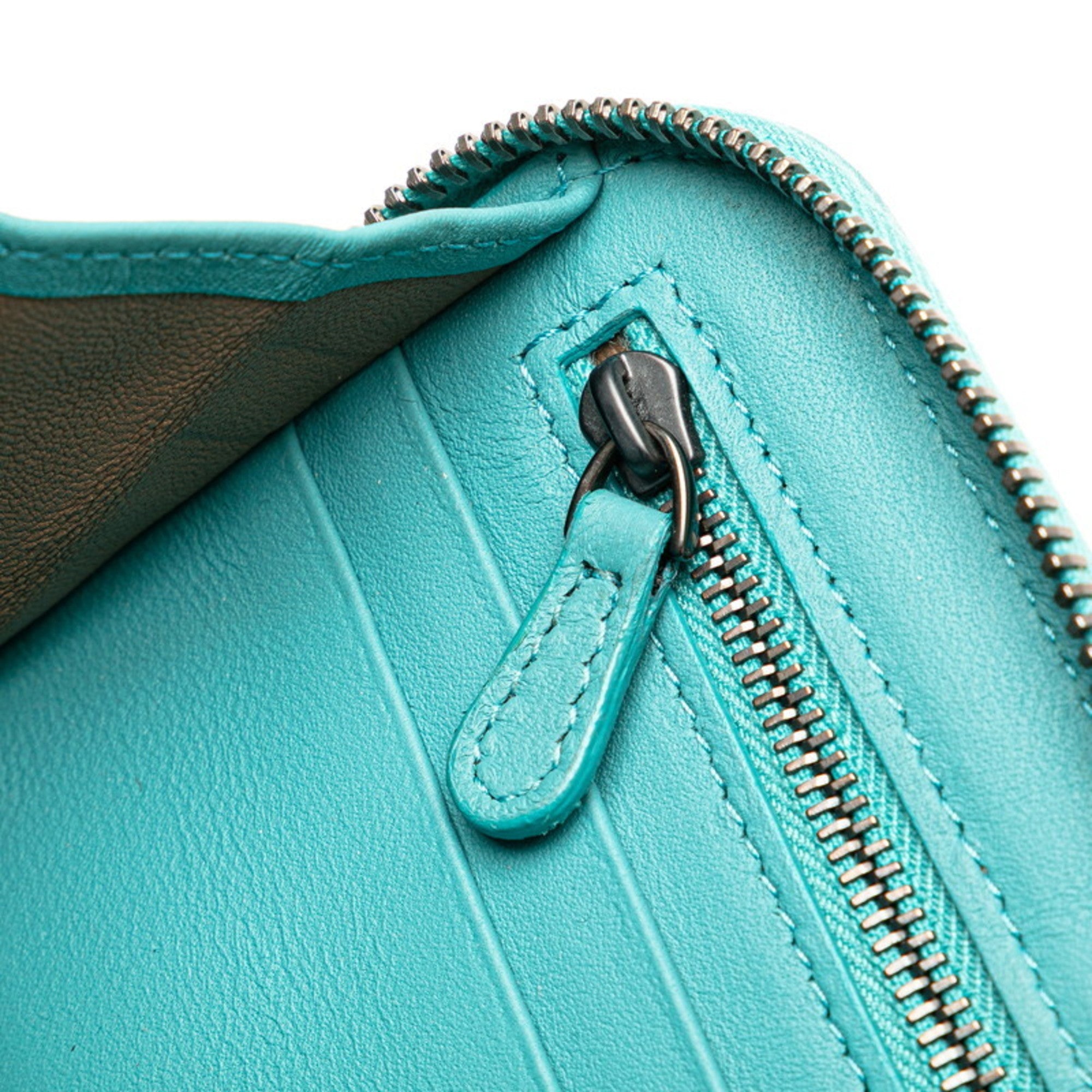 Bottega Veneta Emerald Green Leather Long Wallet (Bi-Fold) (Pre-Owned)