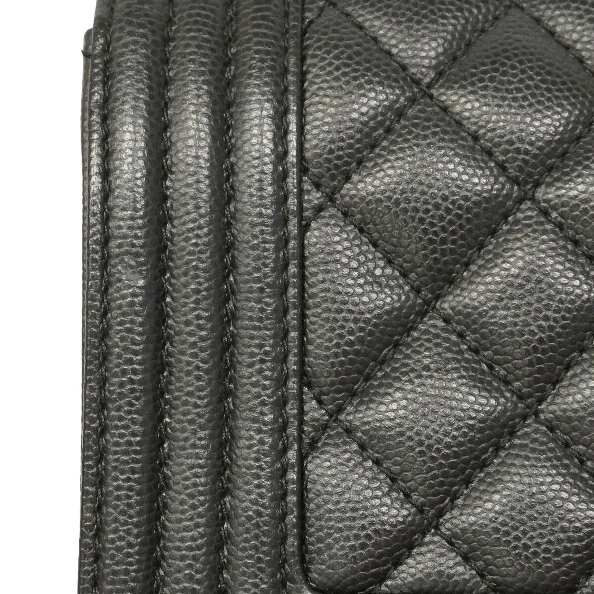 Chanel Black Grained Calfskin Shoulder Bag (Pre-Owned)