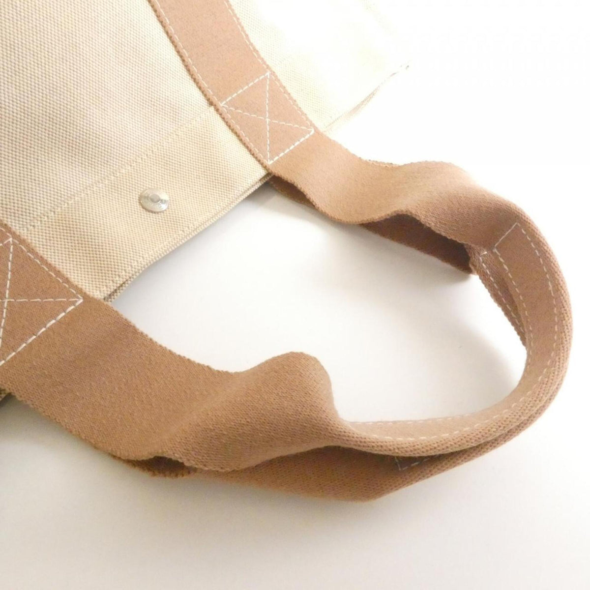 Hermes Beige Canvas Handbag (Pre-Owned)