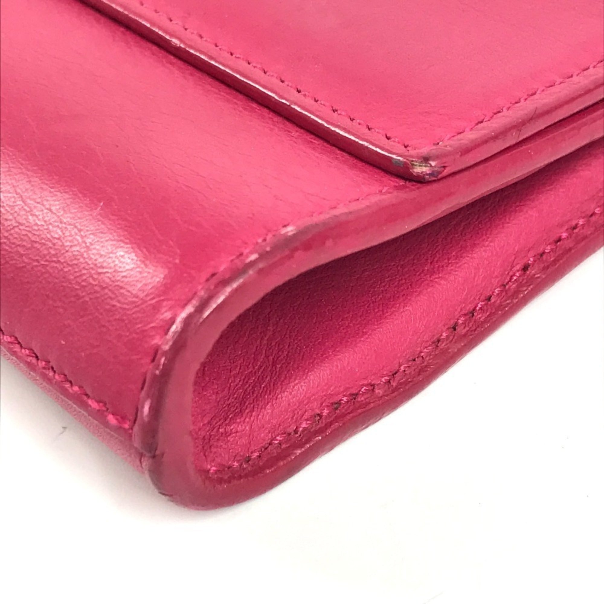 Yves Saint Laurent Pink Leather Clutch Bag Handbag (Pre-Owned)