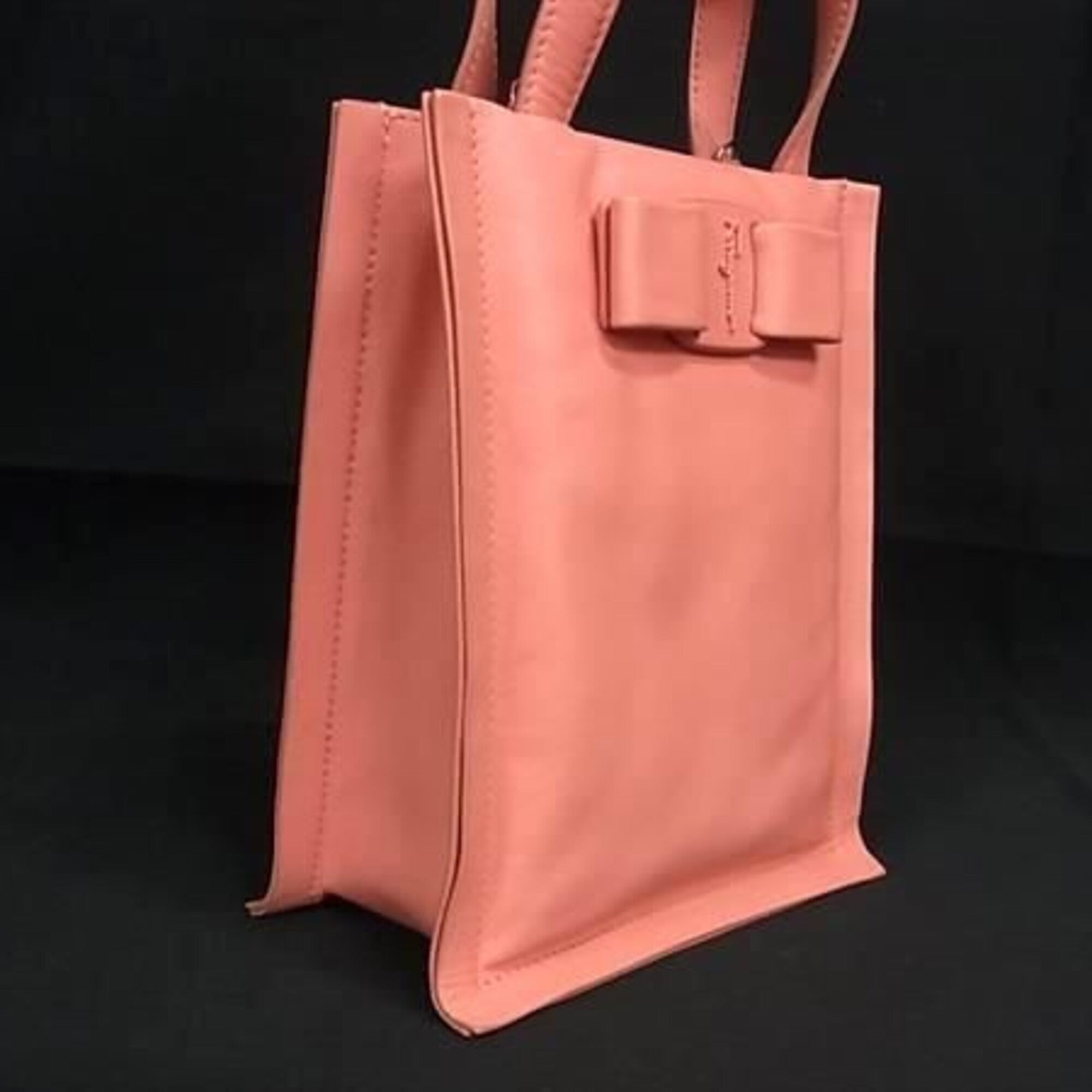 Salvatore Ferragamo Pink Leather Handbag Shoulder Bag (Pre-Owned)