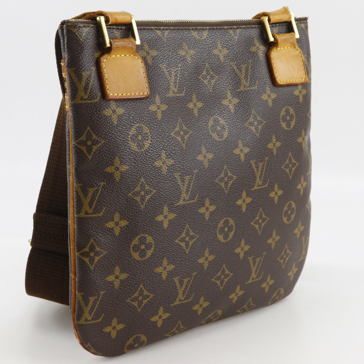 Louis Vuitton Brown Monogram Monogram Pochette Shoulder Bag (Pre-Owned)