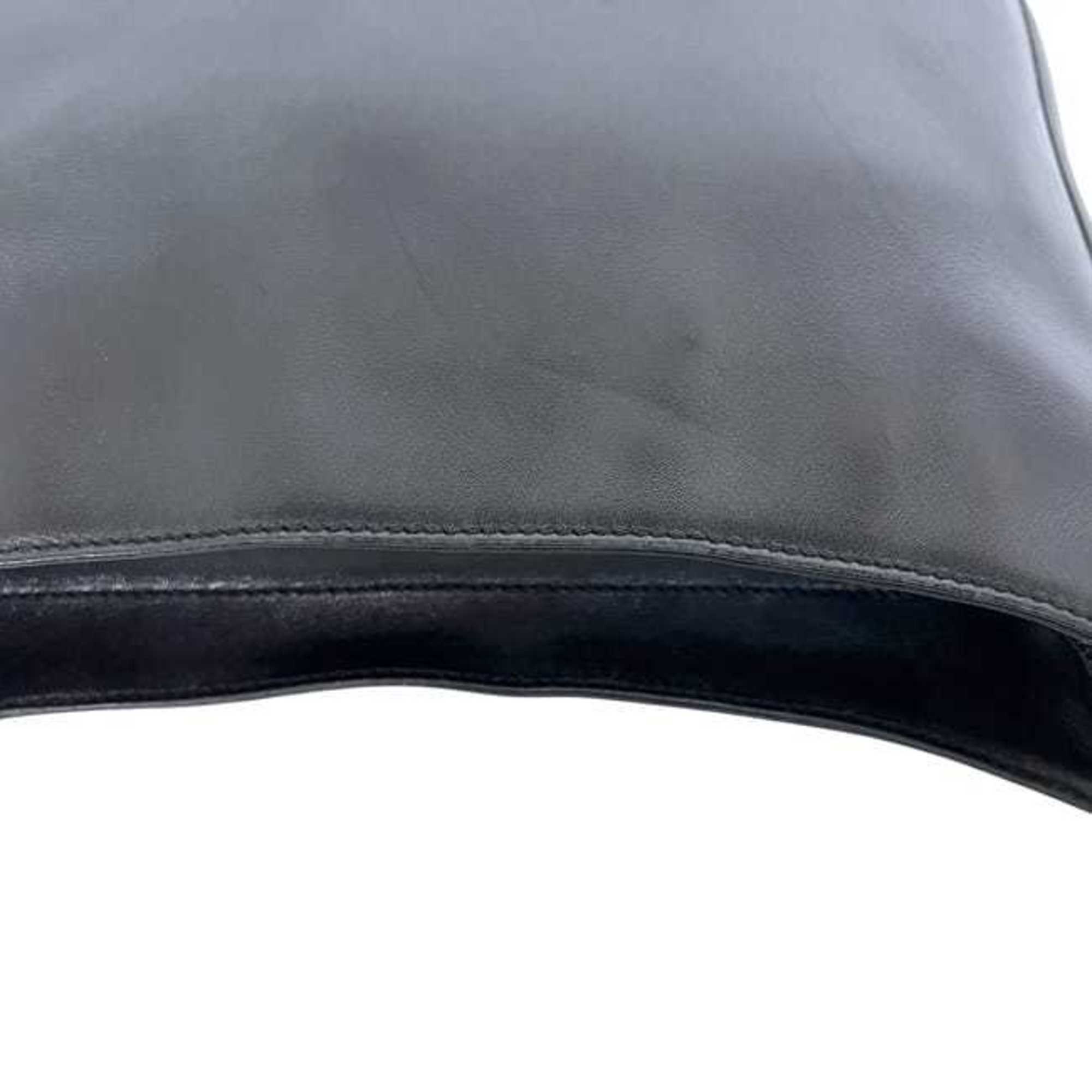 Salvatore Ferragamo Black Leather Shoulder Bag (Pre-Owned)