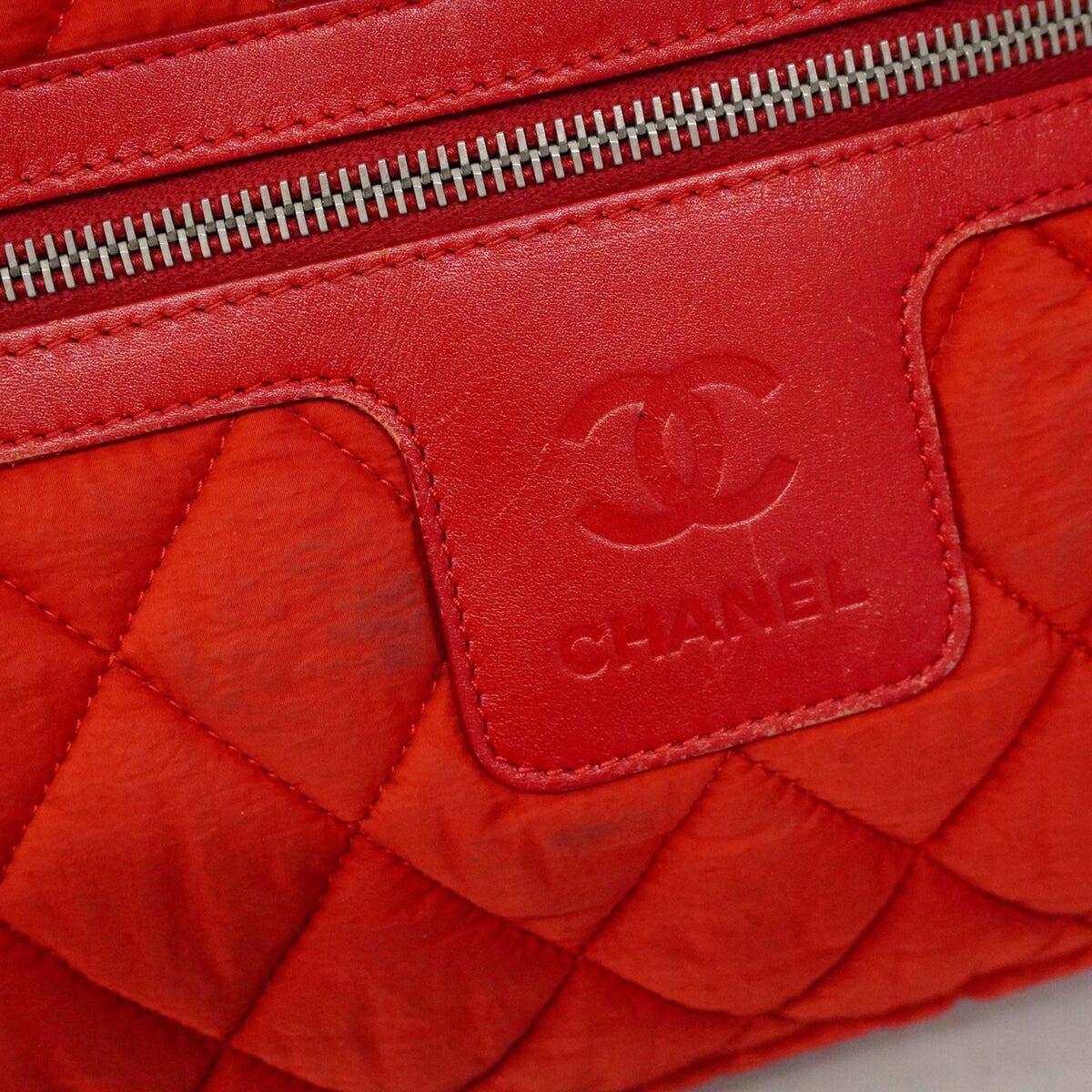 Chanel Red Color Nylon Tote Bag (Pre-Owned)