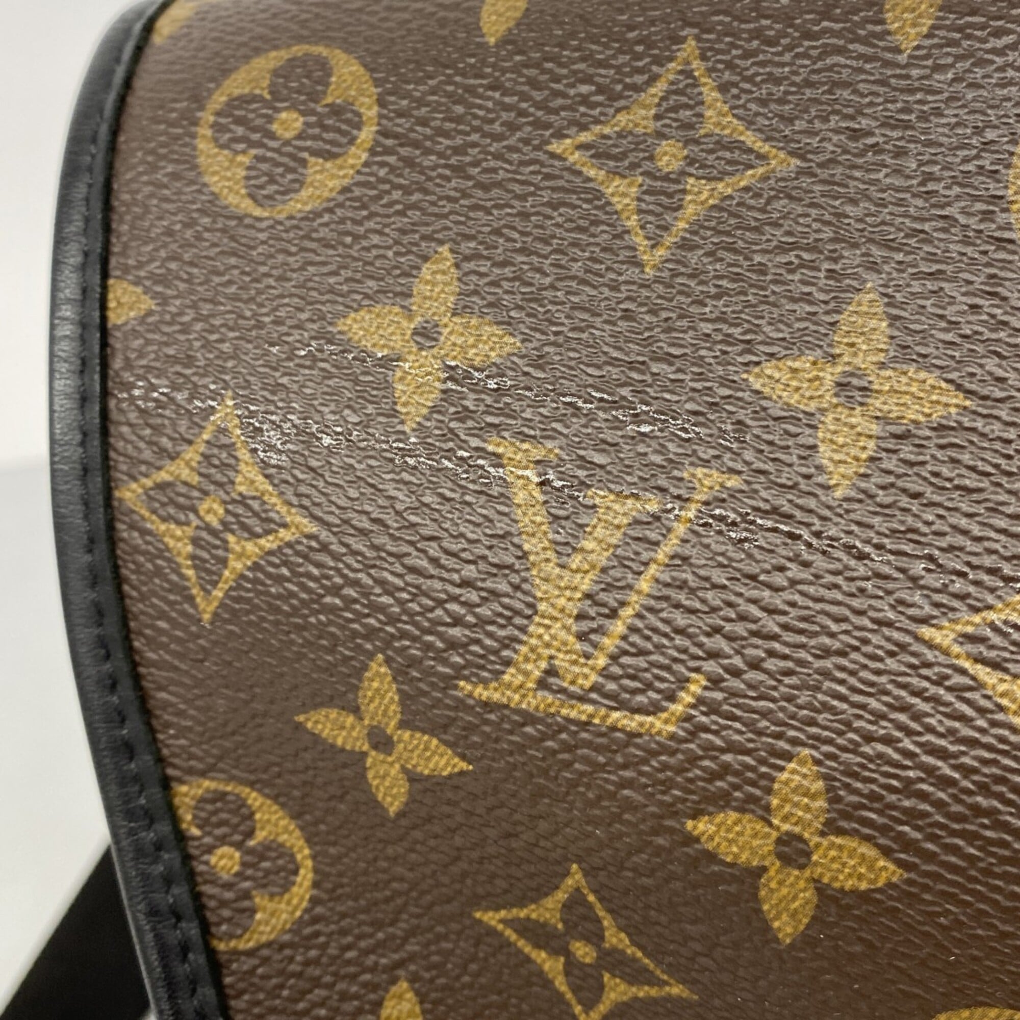 Louis Vuitton Brown Shoulder Bag (Pre-Owned)