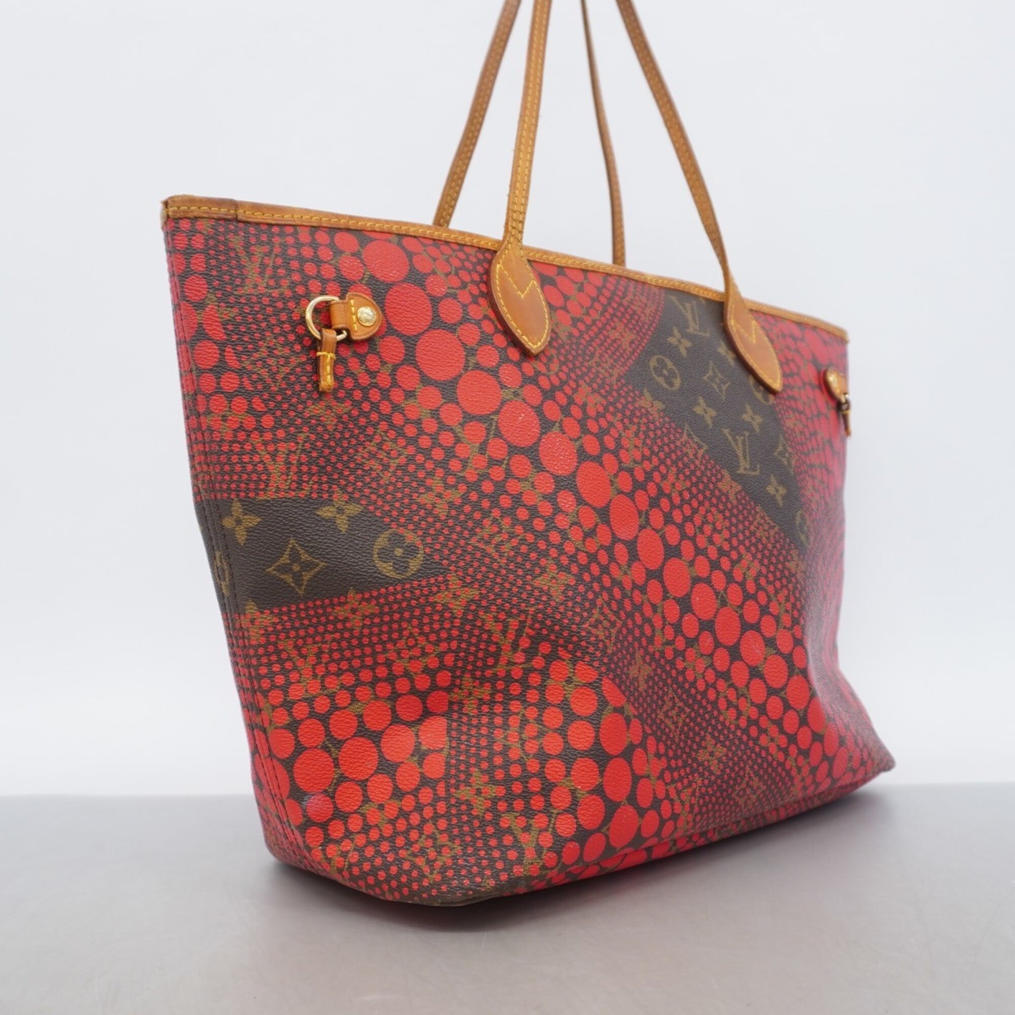 Louis Vuitton Rouge Tote Bag (Pre-Owned)