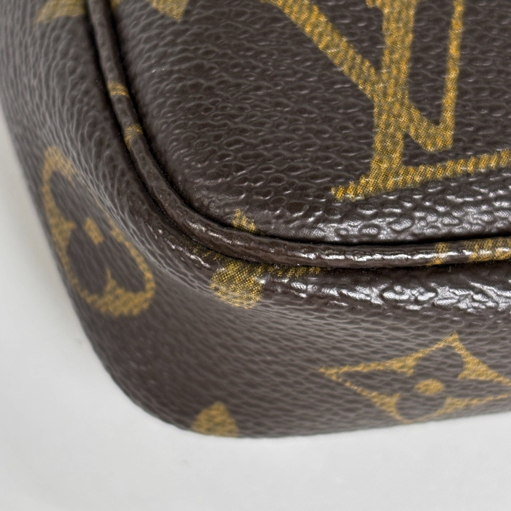 Louis Vuitton Brown Monogram Monogram Pochette Pouch (Pre-Owned)