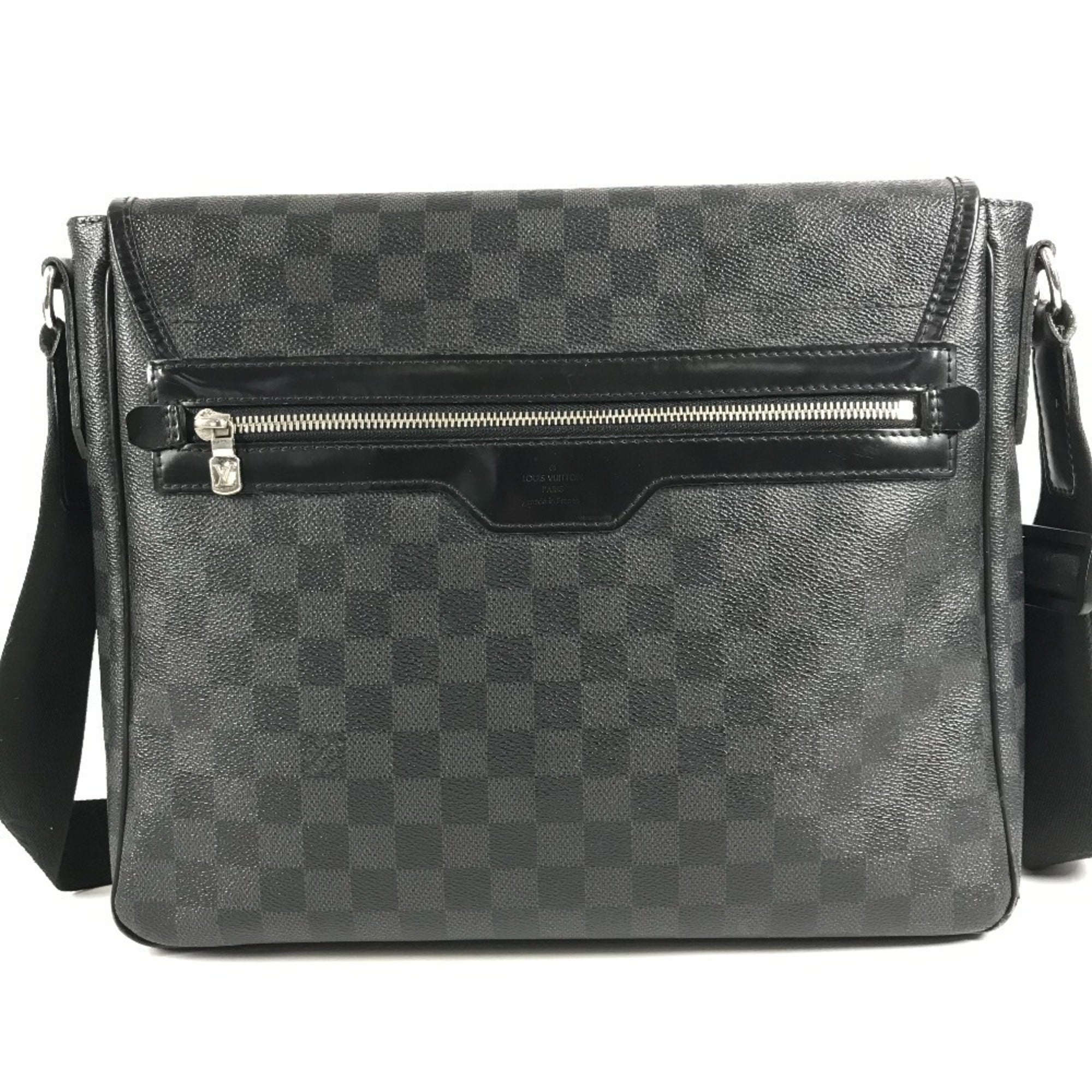 Louis Vuitton Black Damier Graphite Messenger Bag Shoulder Bag (Pre-Owned)
