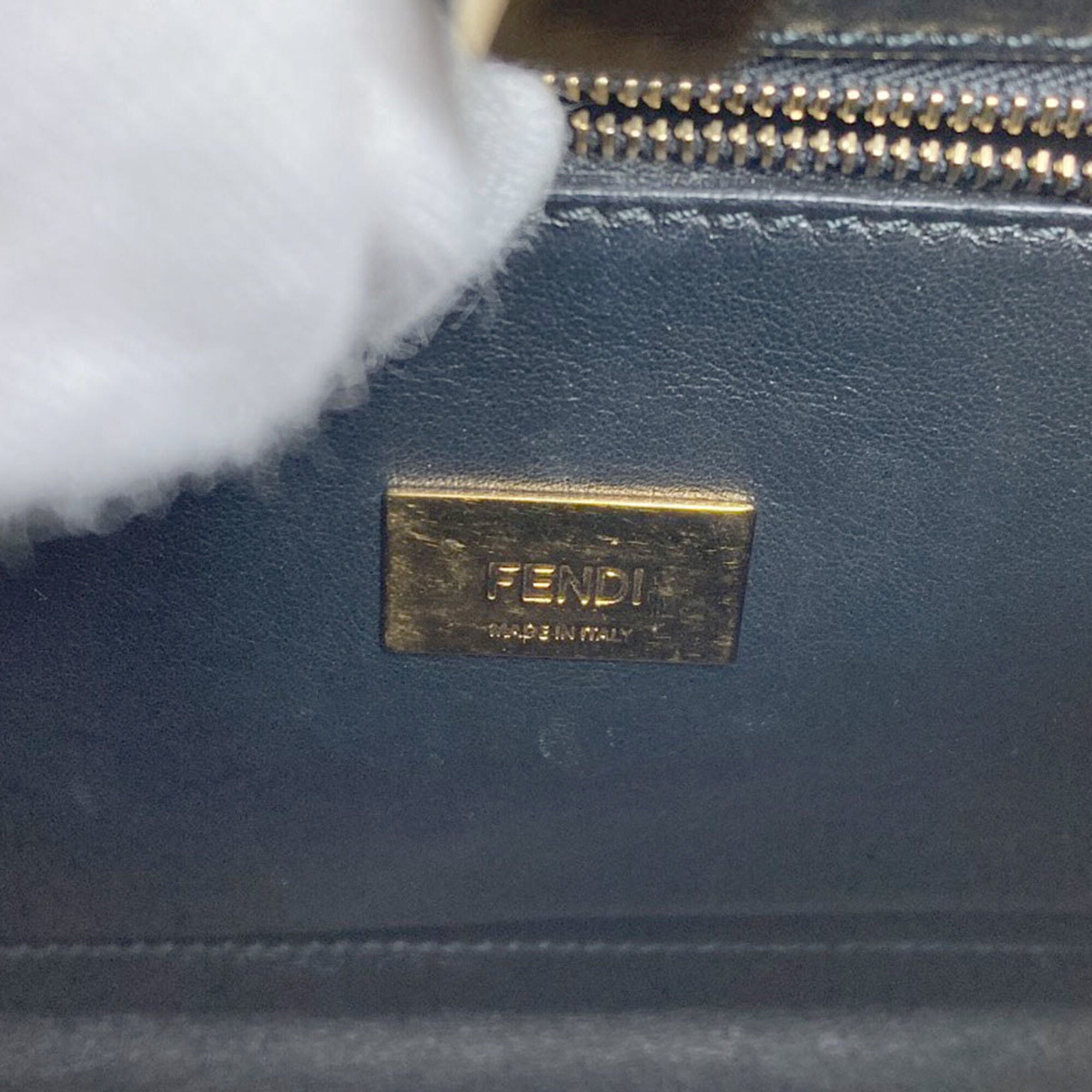 Fendi Grayish Leather Handbag (Pre-Owned)