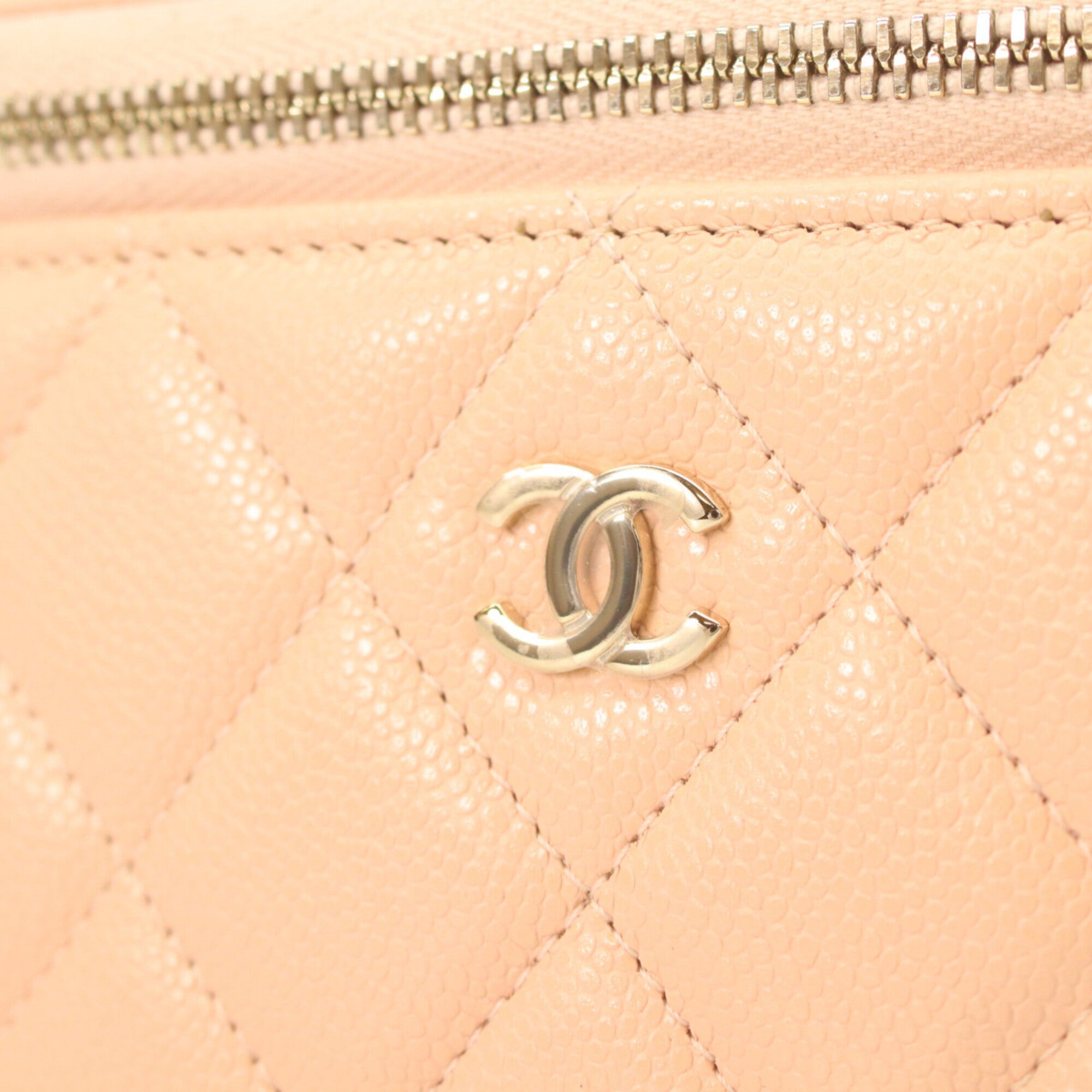 Chanel Pink Grained Calfskin Shoulder Bag (Pre-Owned)